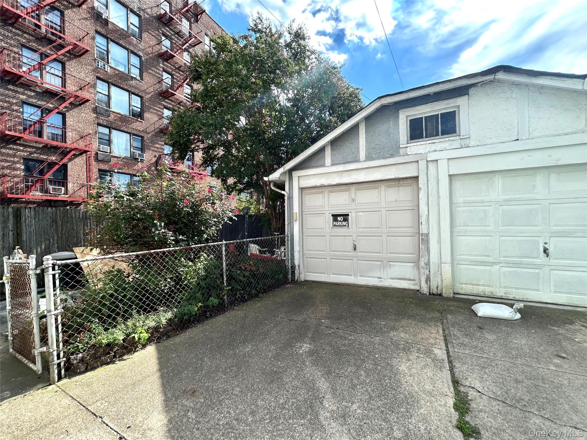 42-50 Gleane Street Property Photo 16