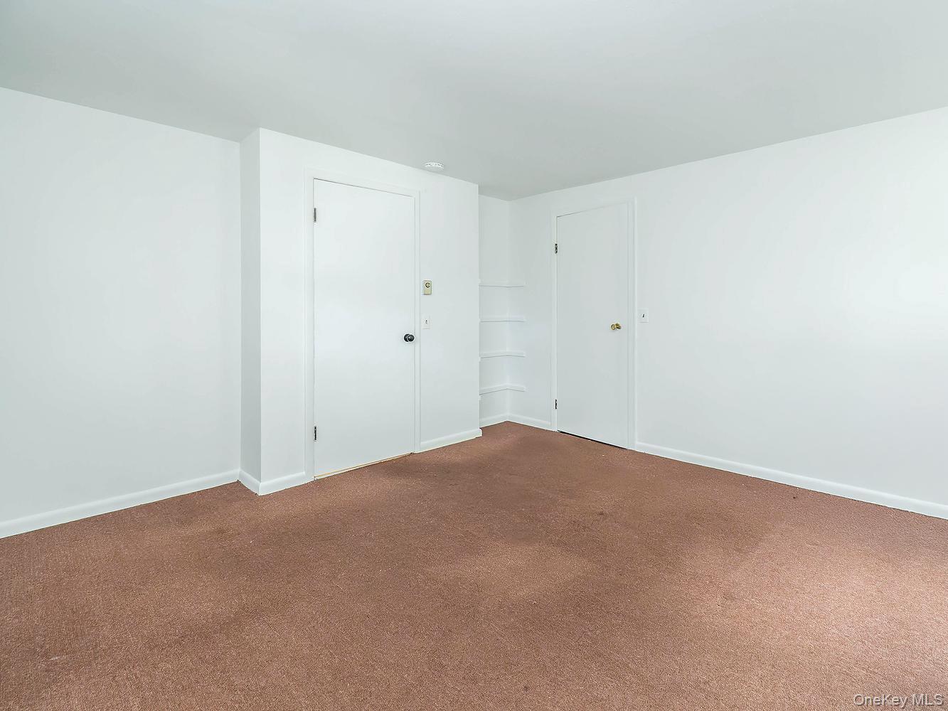 19 Elm Street Property Photo 25