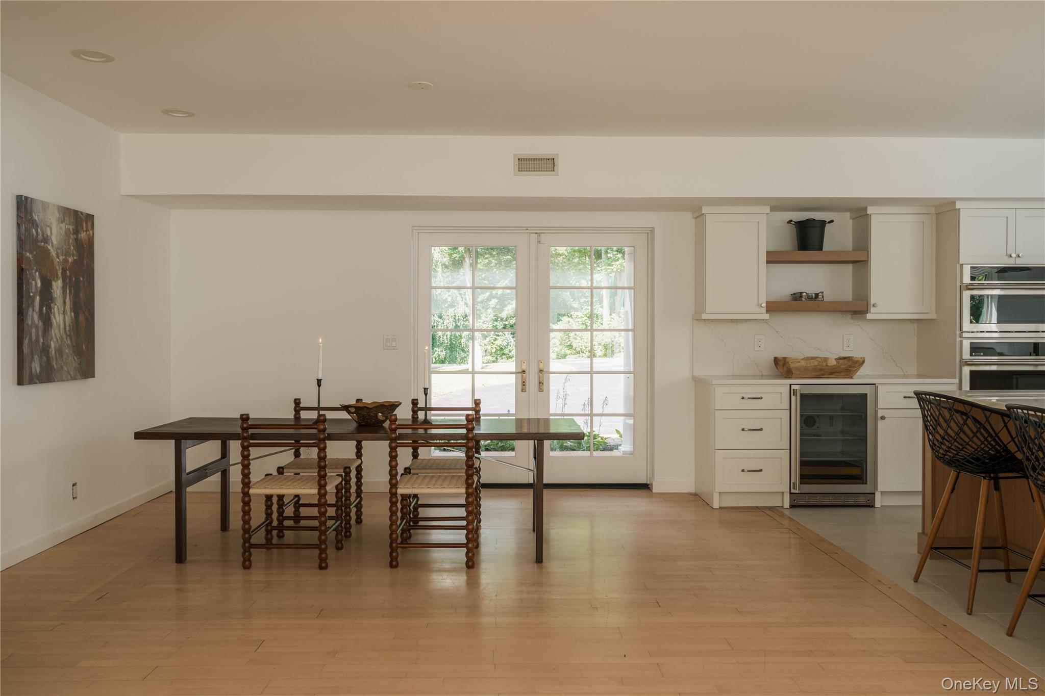 596 Hurley Avenue Property Photo 11