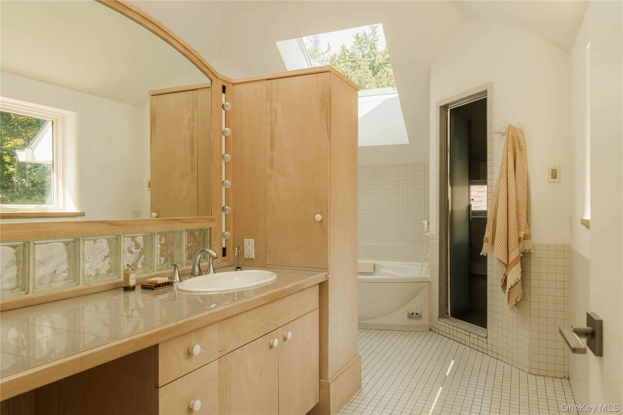596 Hurley Avenue Property Photo 24