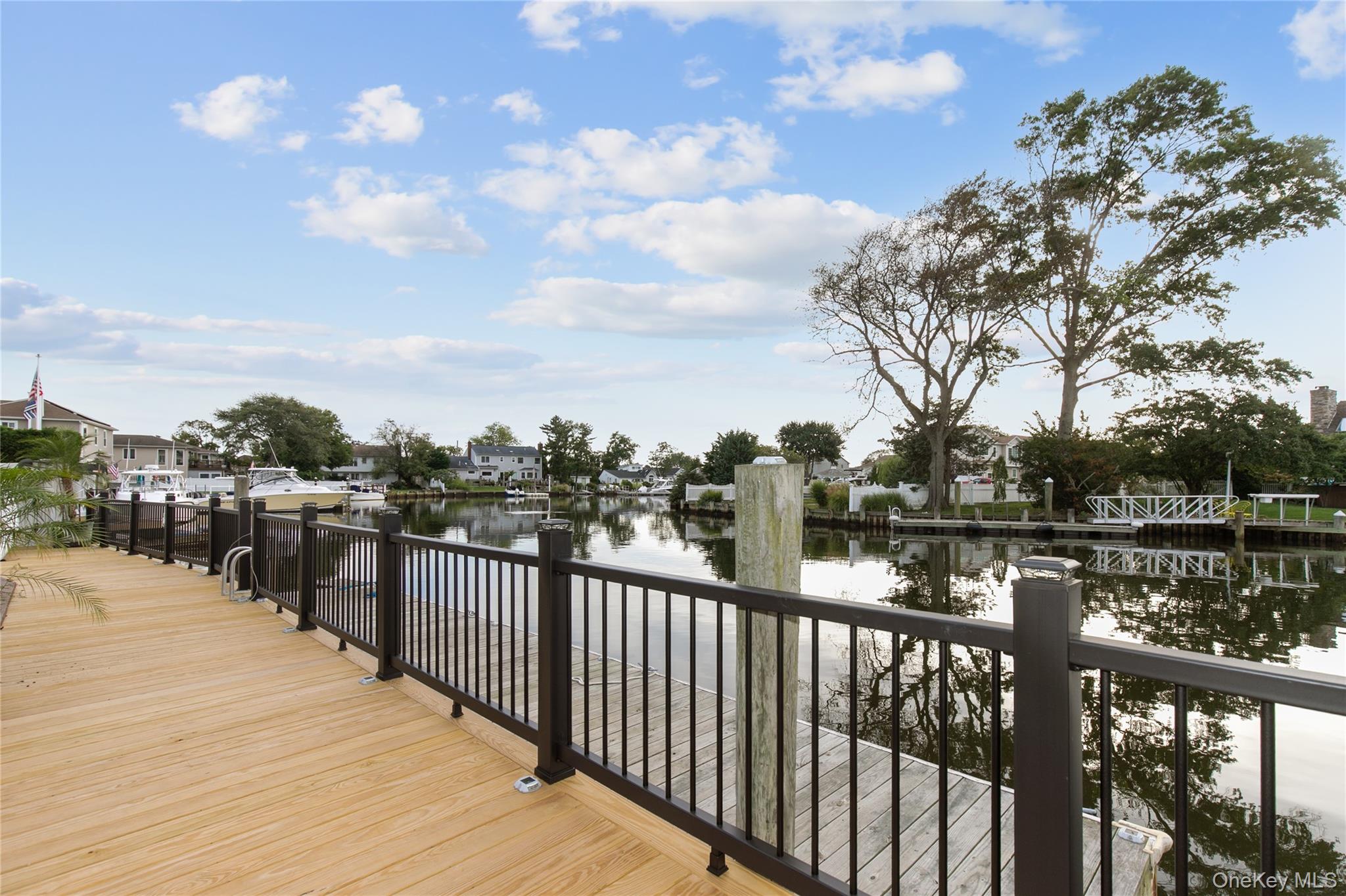 60 Alhambra Road Property Photo 3