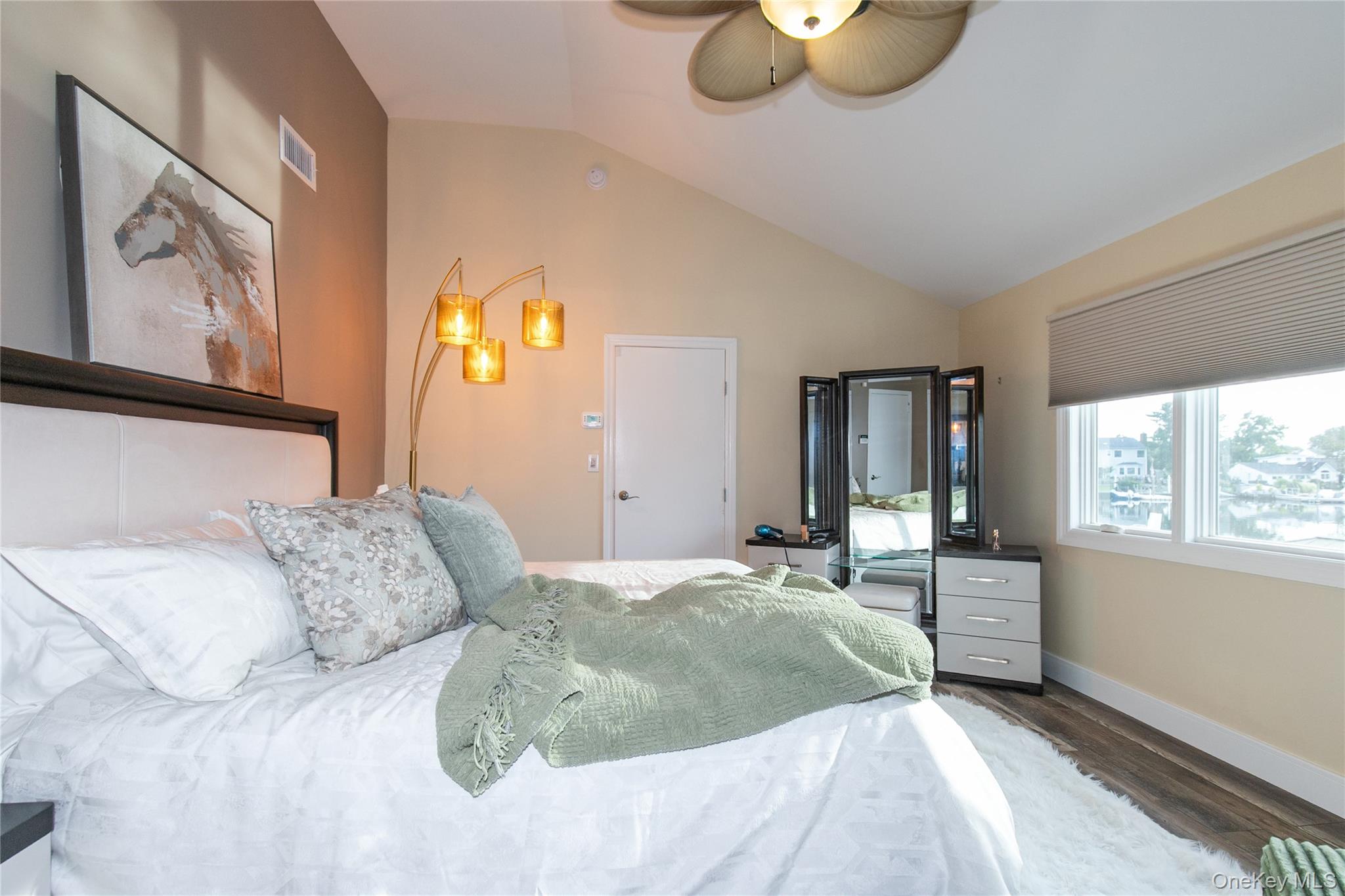 60 Alhambra Road Property Photo 27