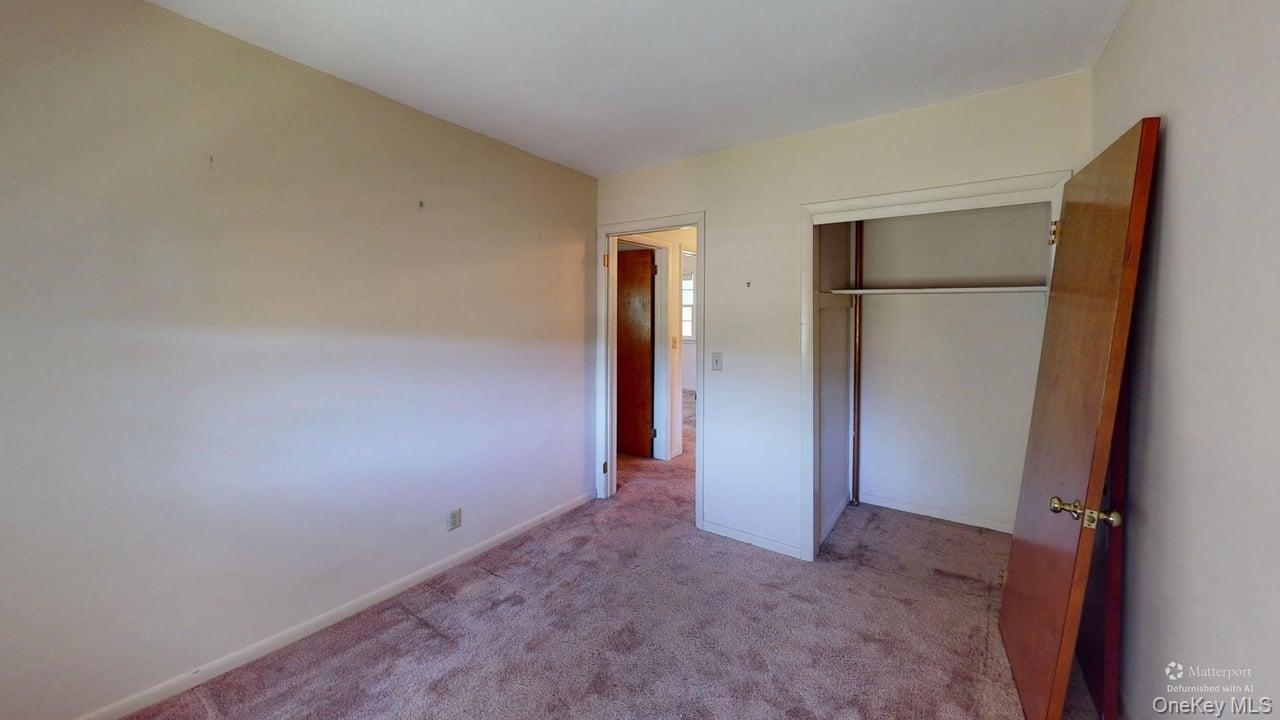 661 Warren Avenue Property Photo 10