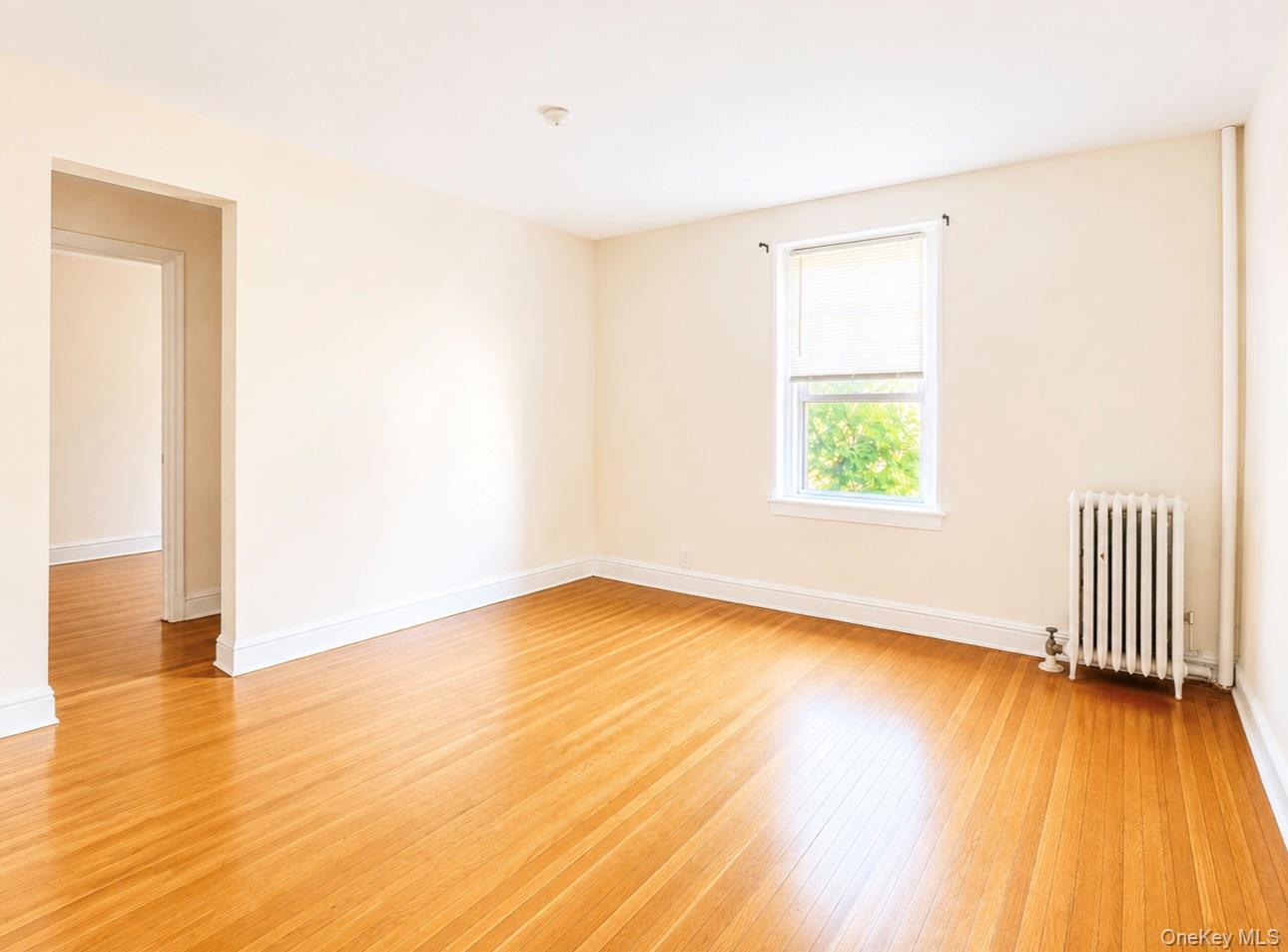 472 Gramatan Avenue Ee1 Property Photo 5