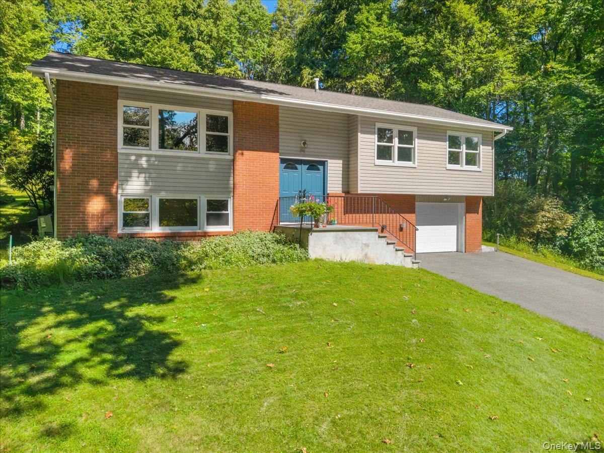 24 Willow Place Property Photo 1