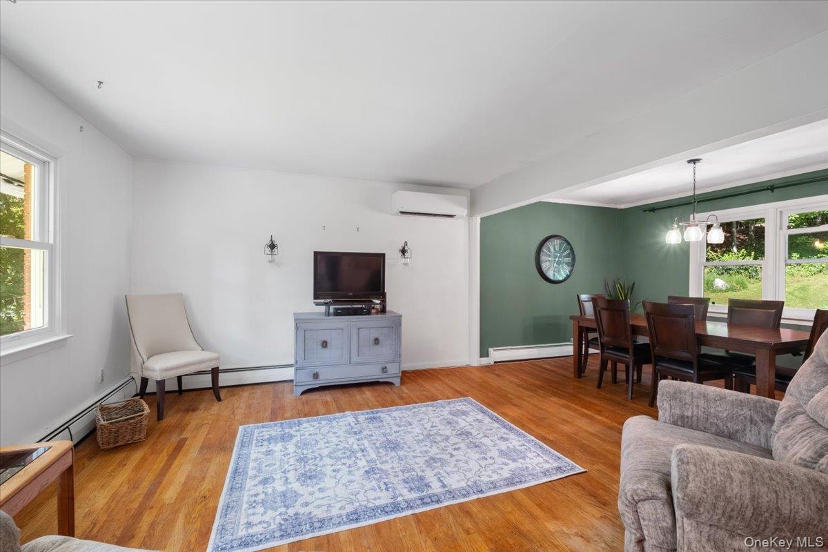 24 Willow Place Property Photo 7
