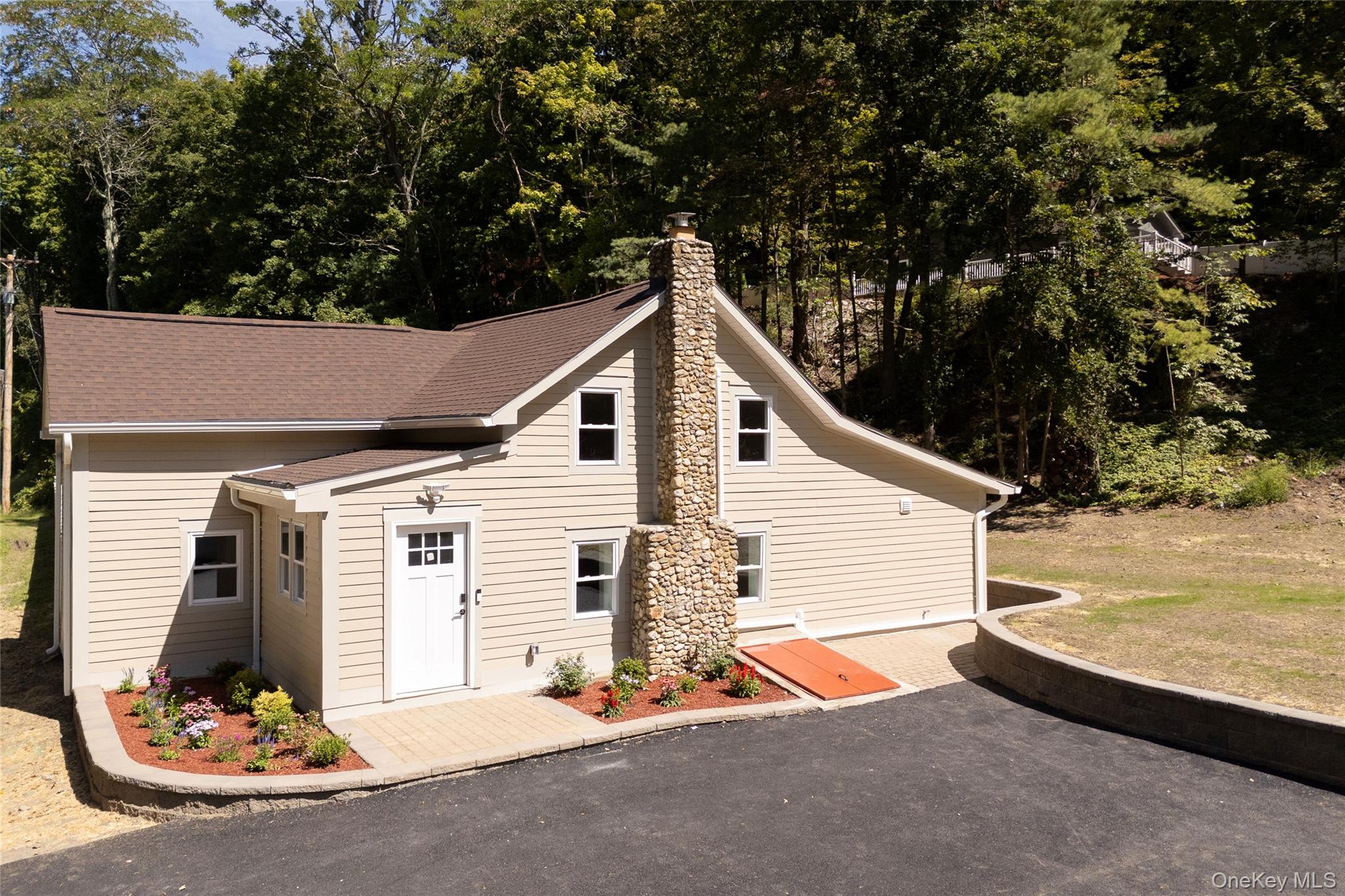 156 Farm Road Property Photo 4