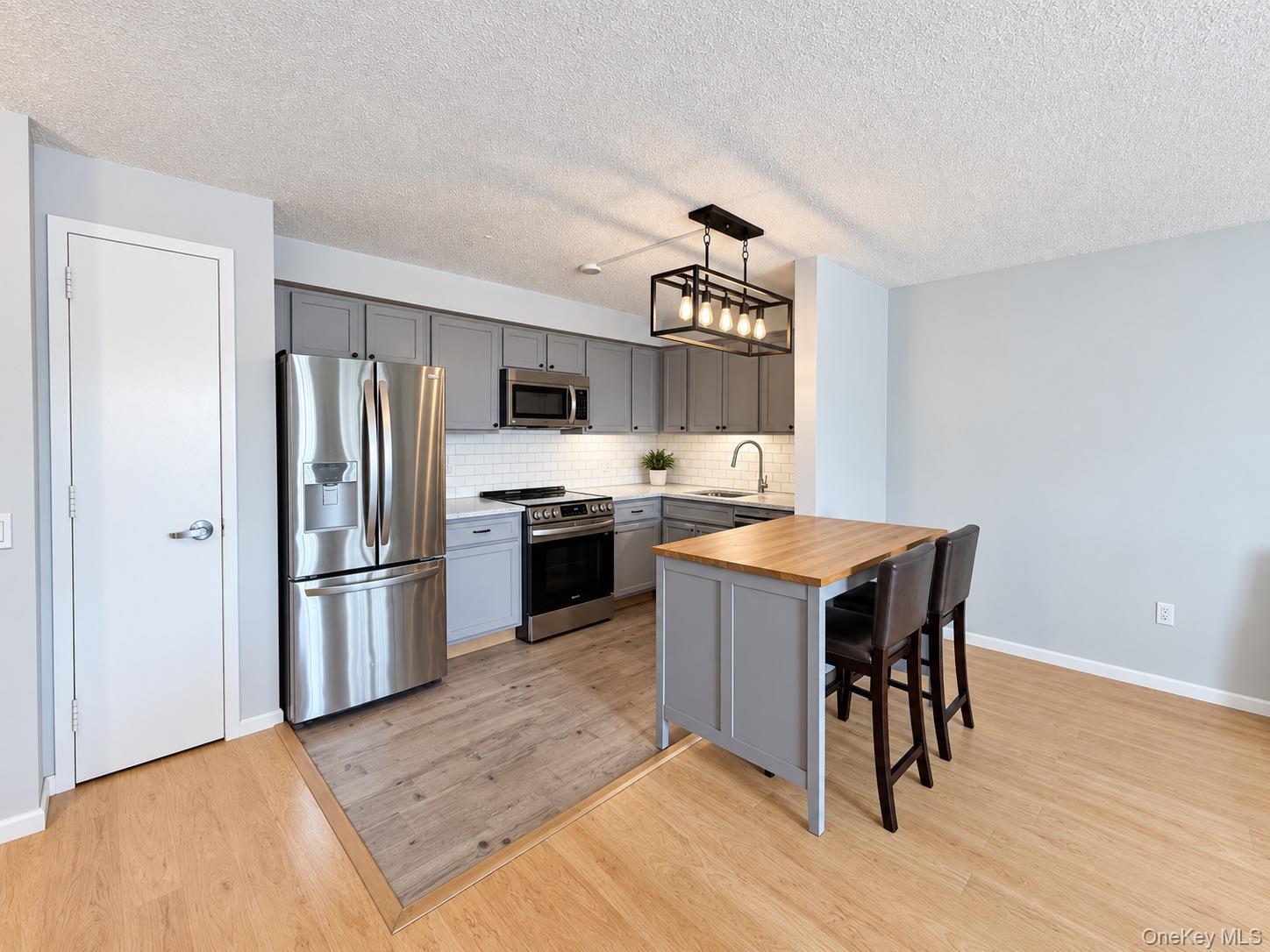 260 Beach 81st Street 3d Property Photo 8