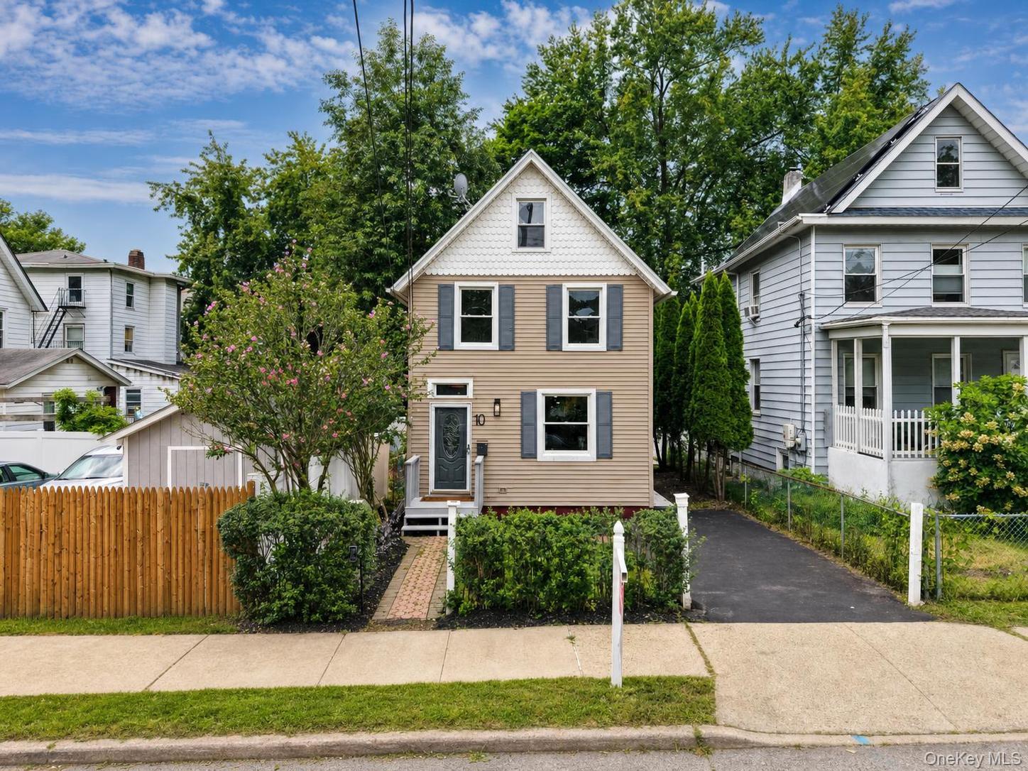 10 Field Street Property Photo 1