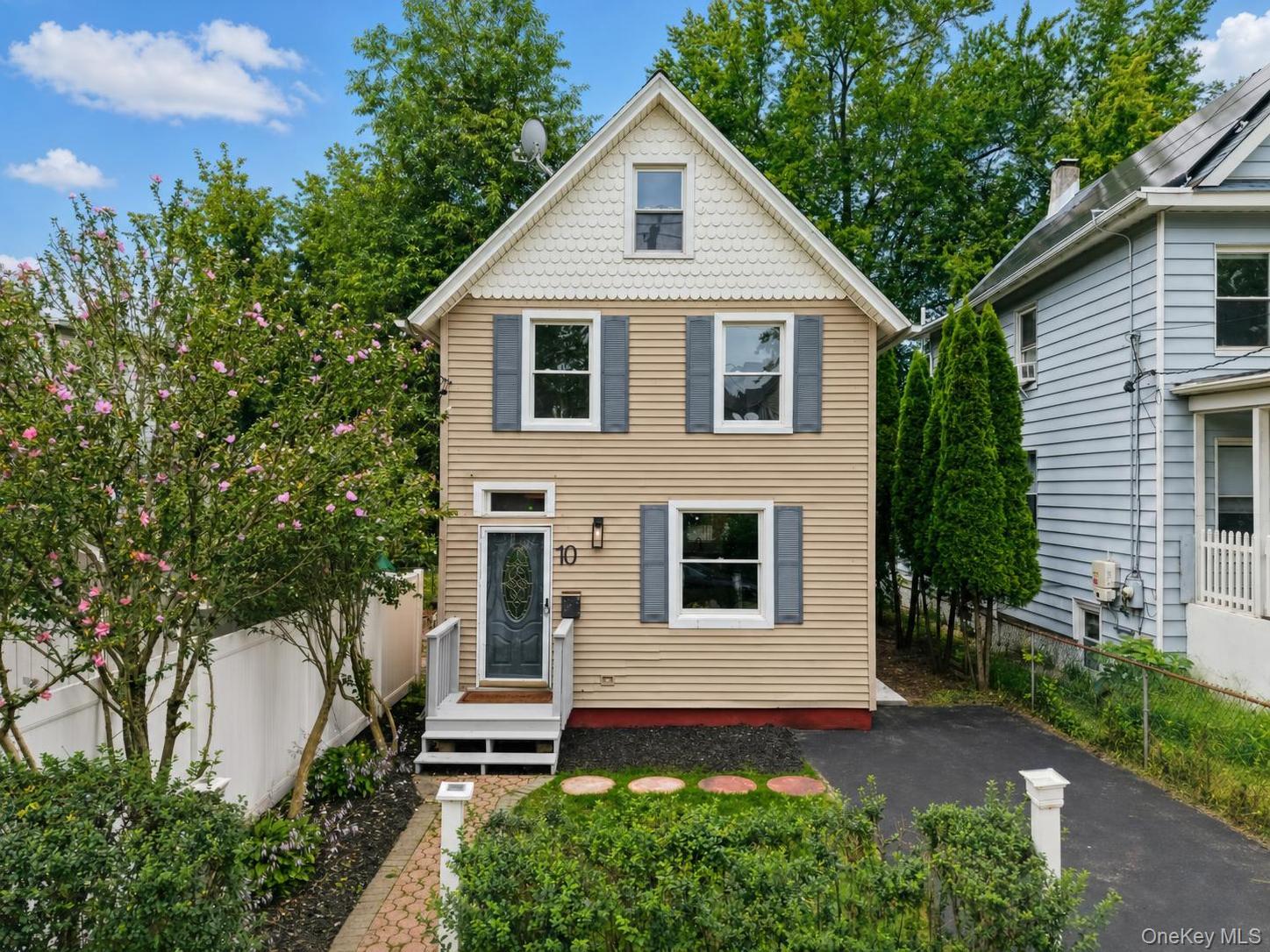 10 Field Street Property Photo 3