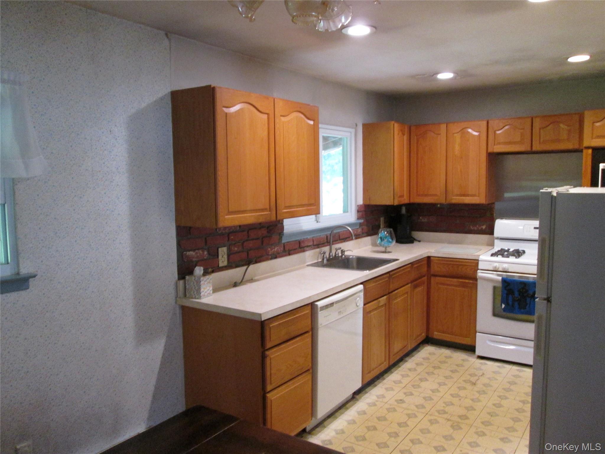 4 Barbara Lane Property Photo 7