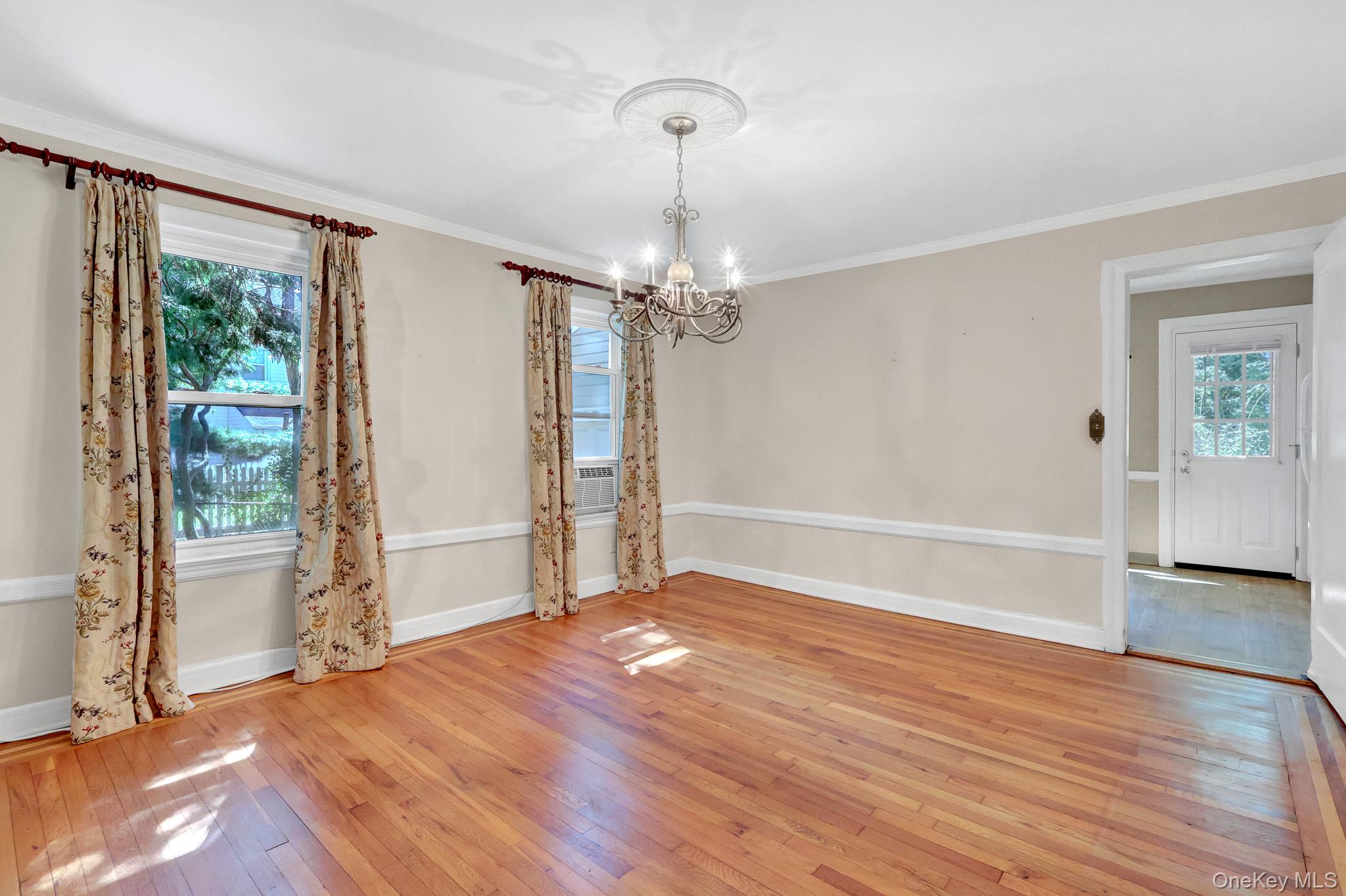 77 Elton Road Property Photo 15