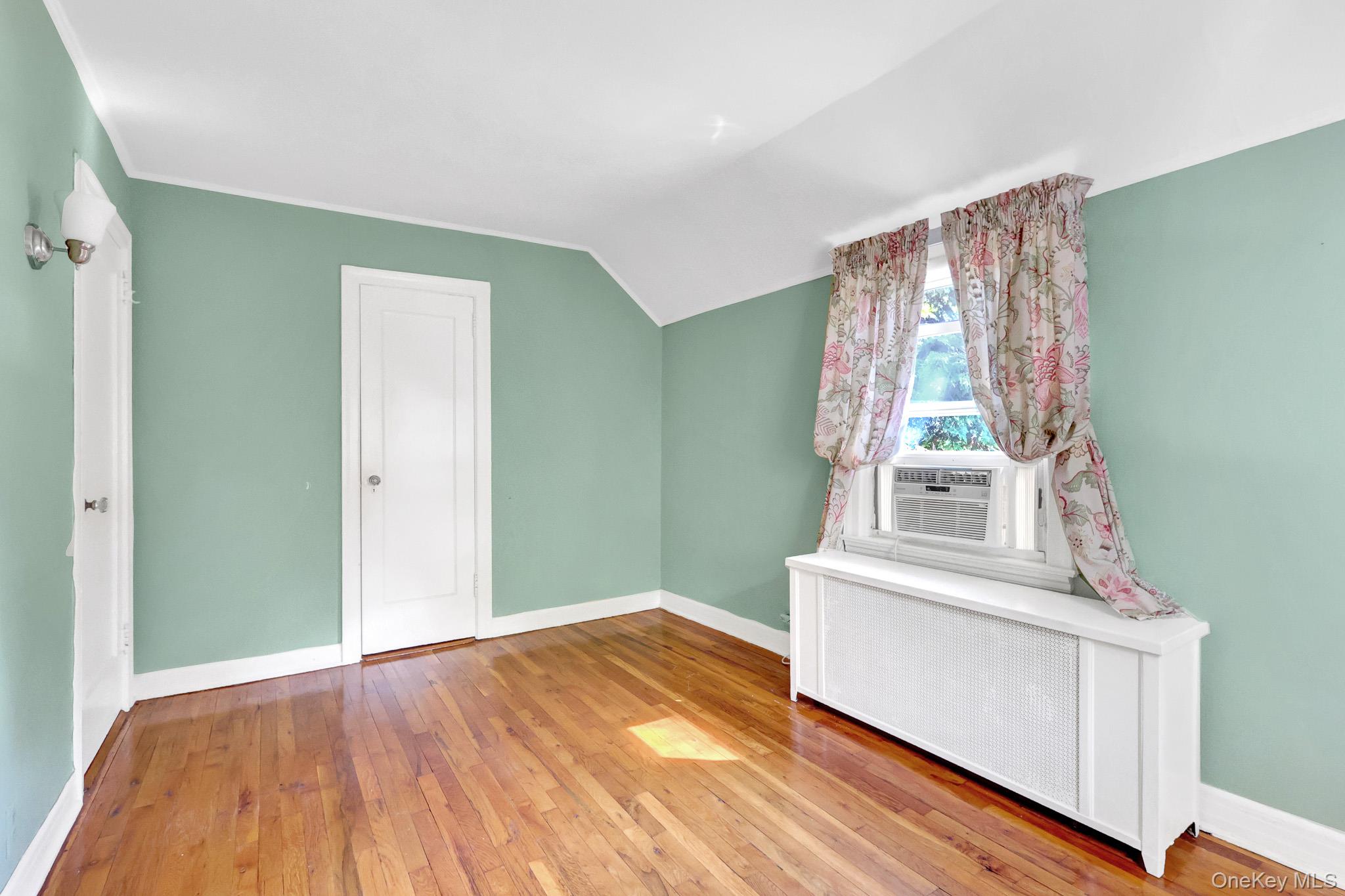77 Elton Road Property Photo 27