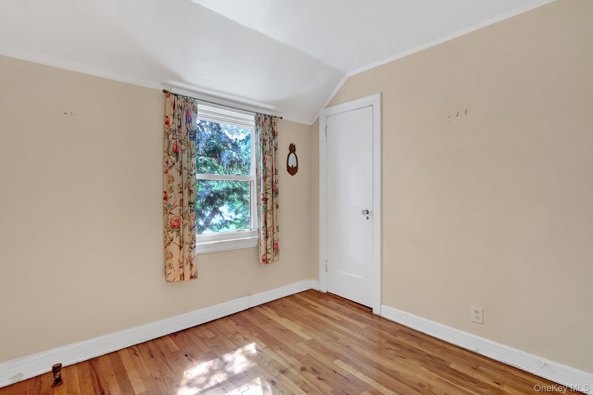 77 Elton Road Property Photo 28