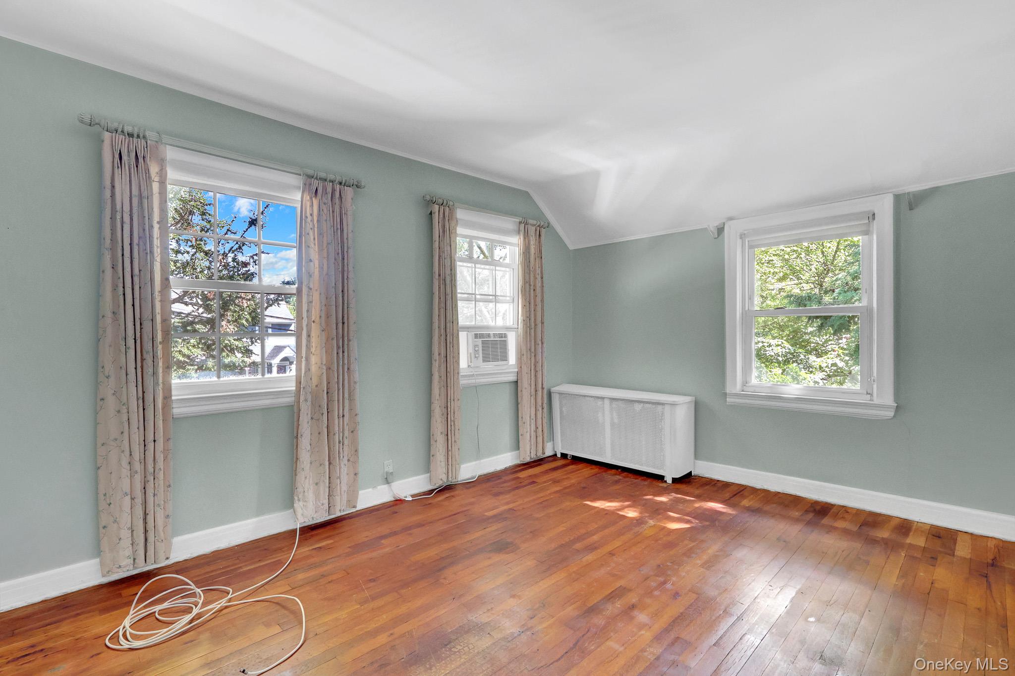 77 Elton Road Property Photo 30