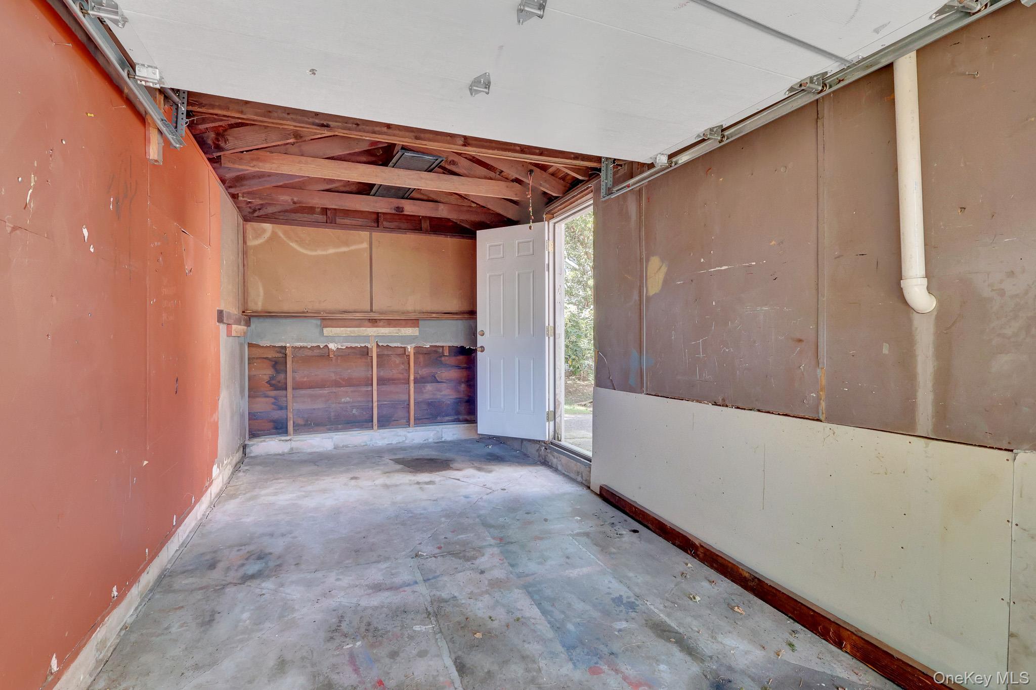 77 Elton Road Property Photo 36