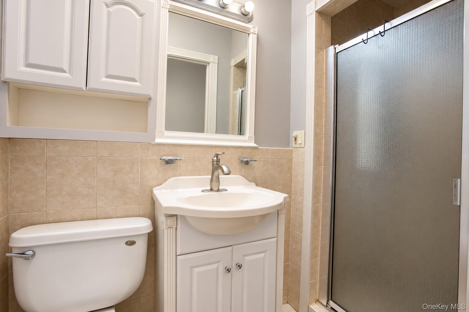 455 E Park Avenue Property Photo 25