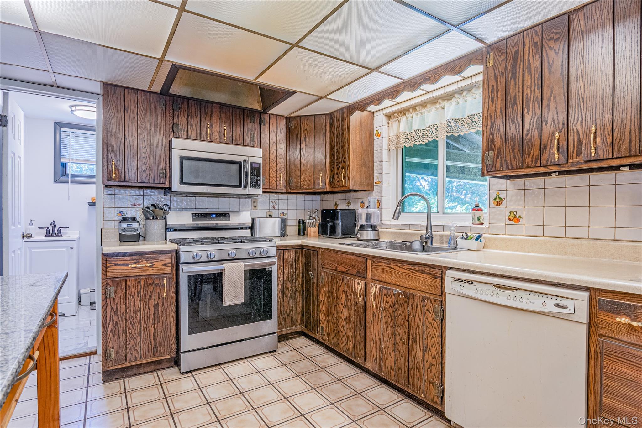 1440 Route 9g Property Photo 27