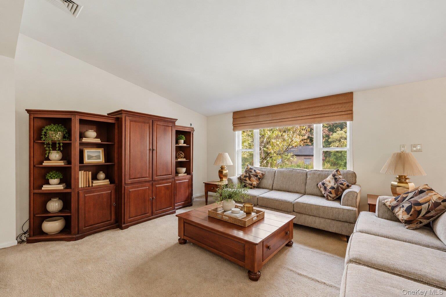 401 Ruskey Lane Property Photo 8