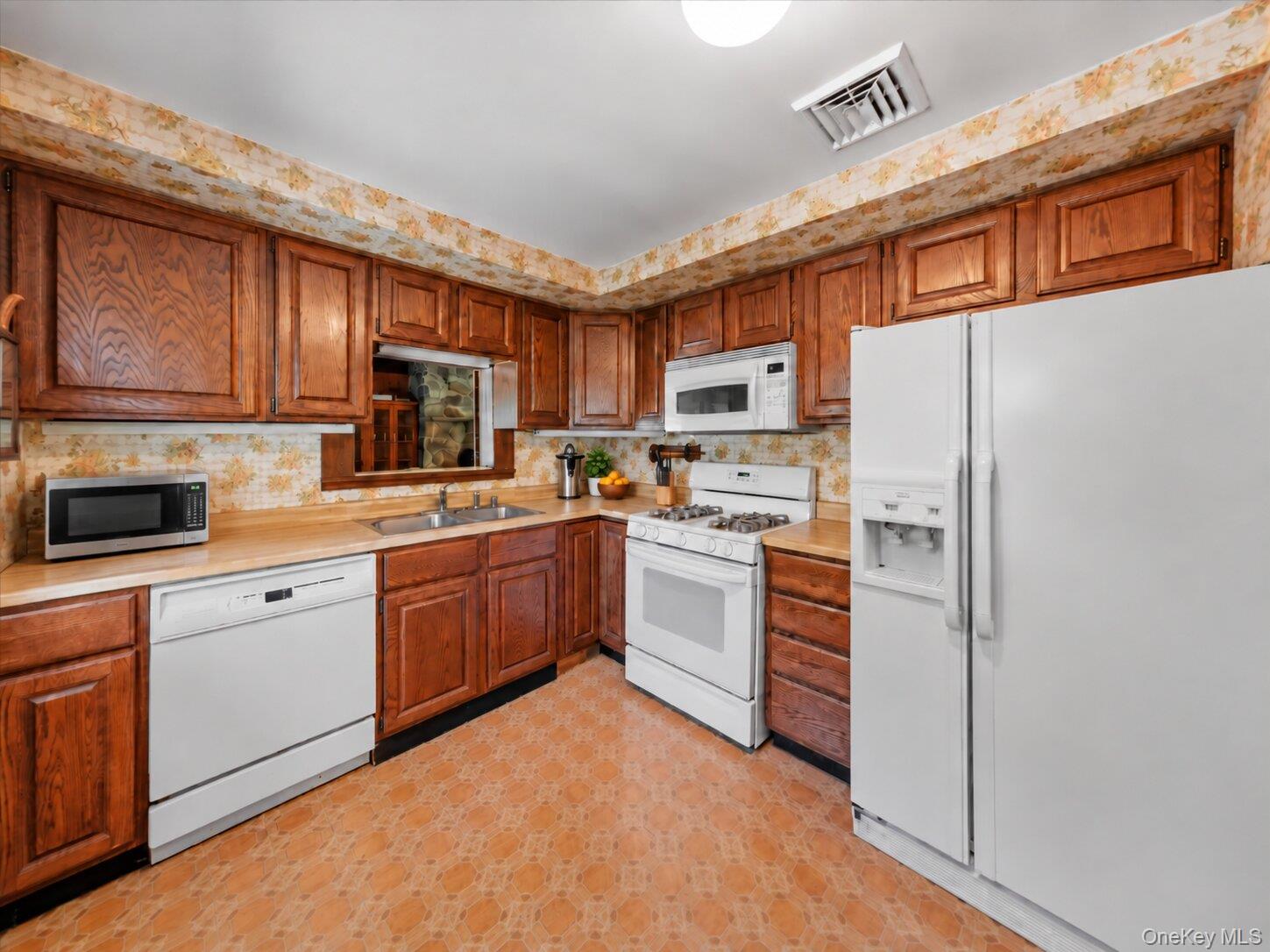401 Ruskey Lane Property Photo 12