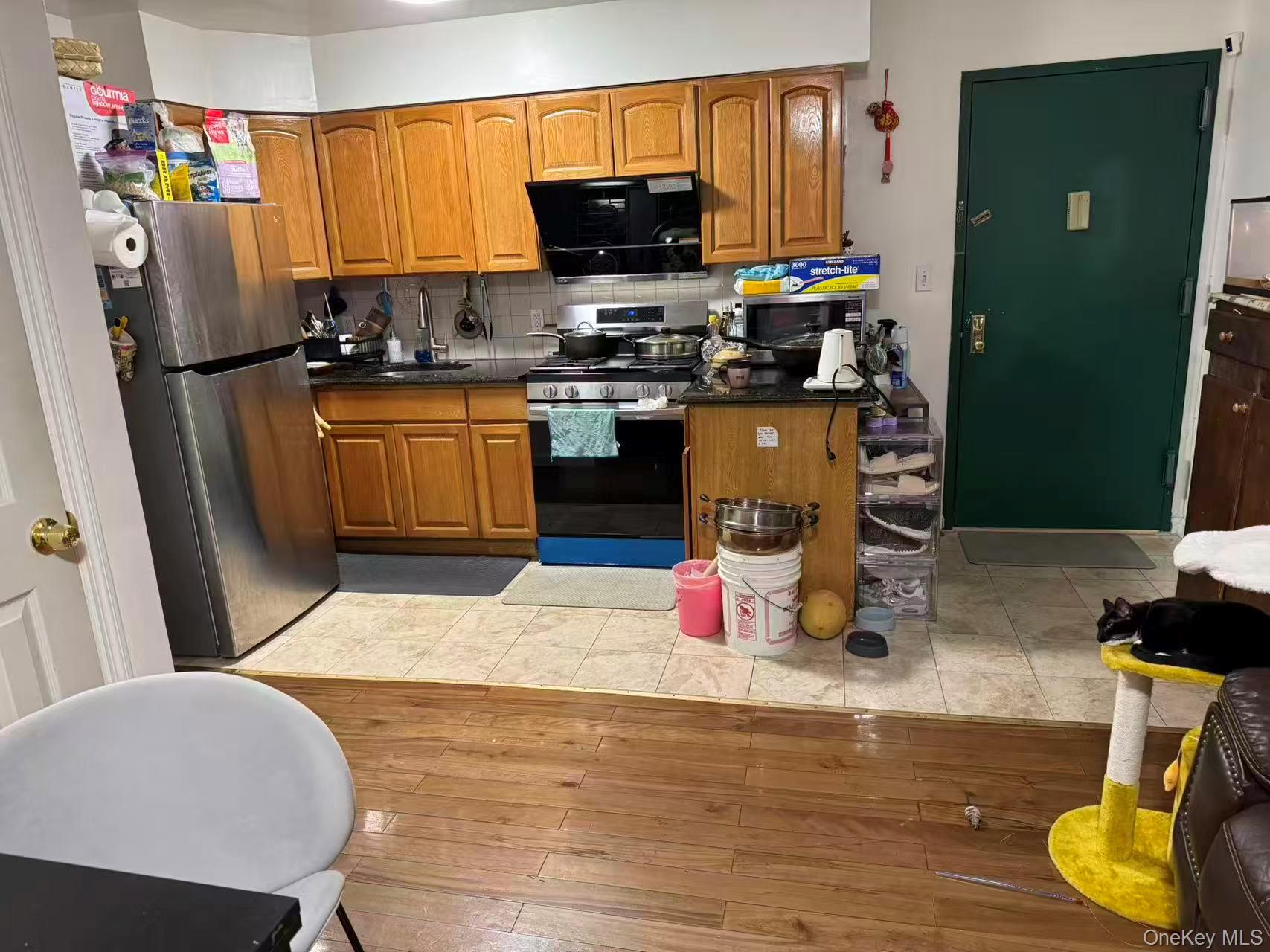 42-11 Parsons Boulevard 1b Property Photo 1