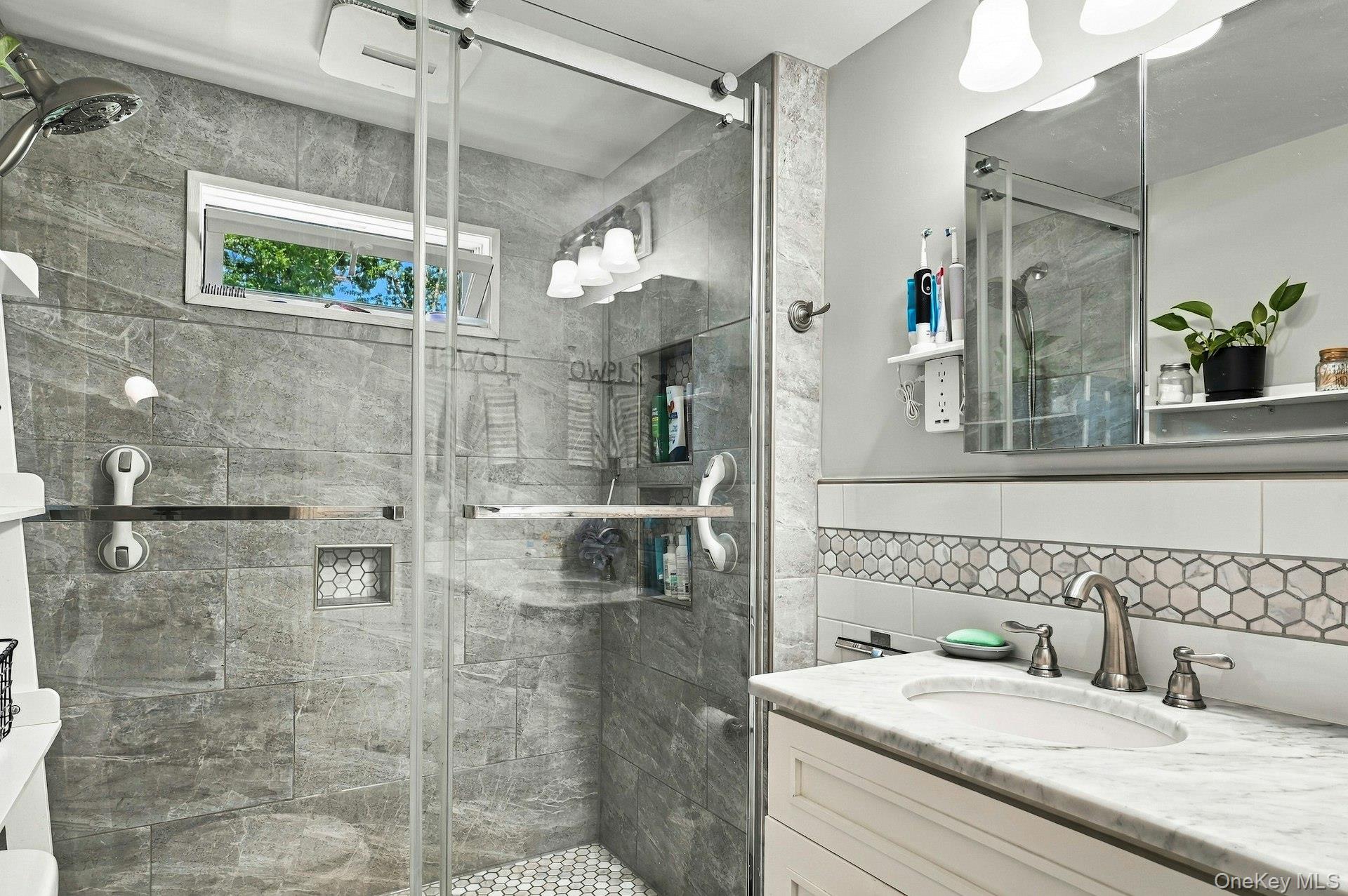 724 Sandra Avenue Property Photo 8