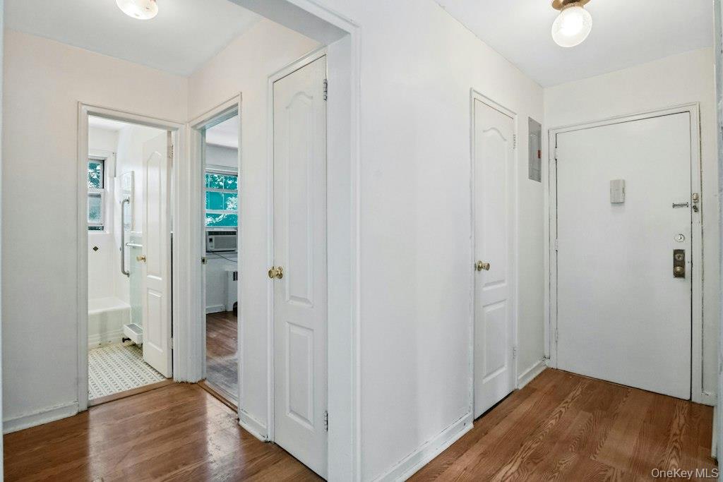 57 Columbus Avenue 2b Property Photo 3