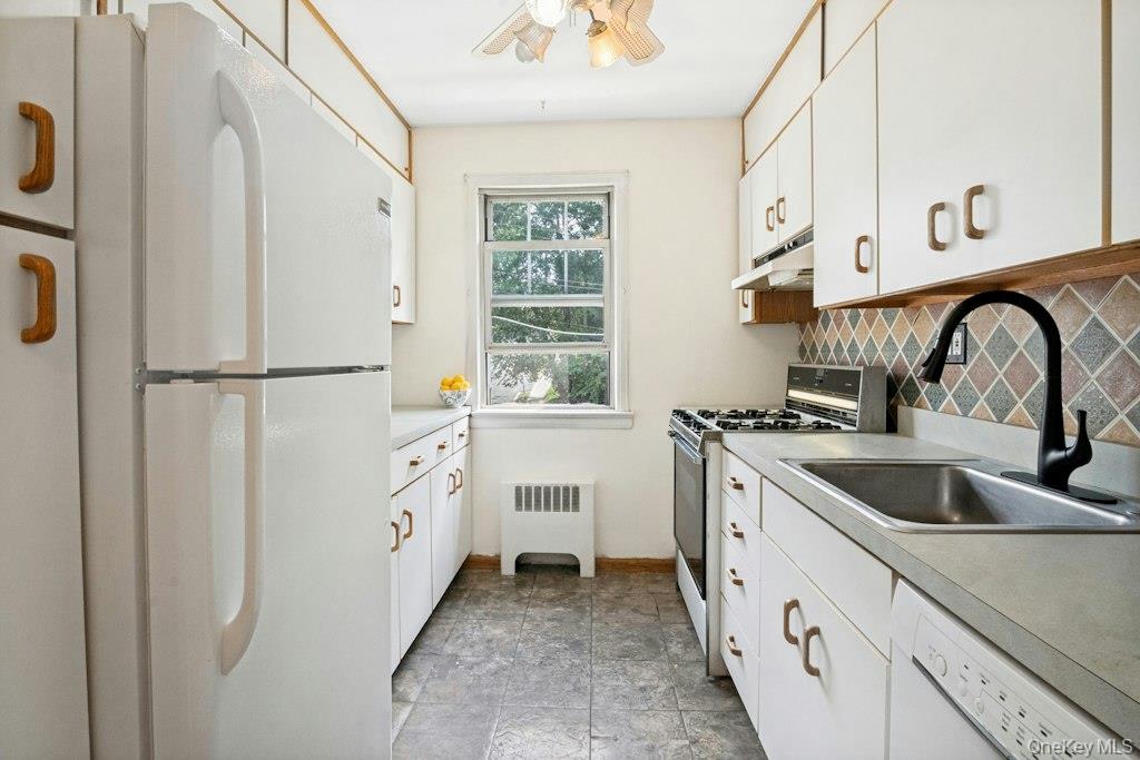 57 Columbus Avenue 2b Property Photo 8