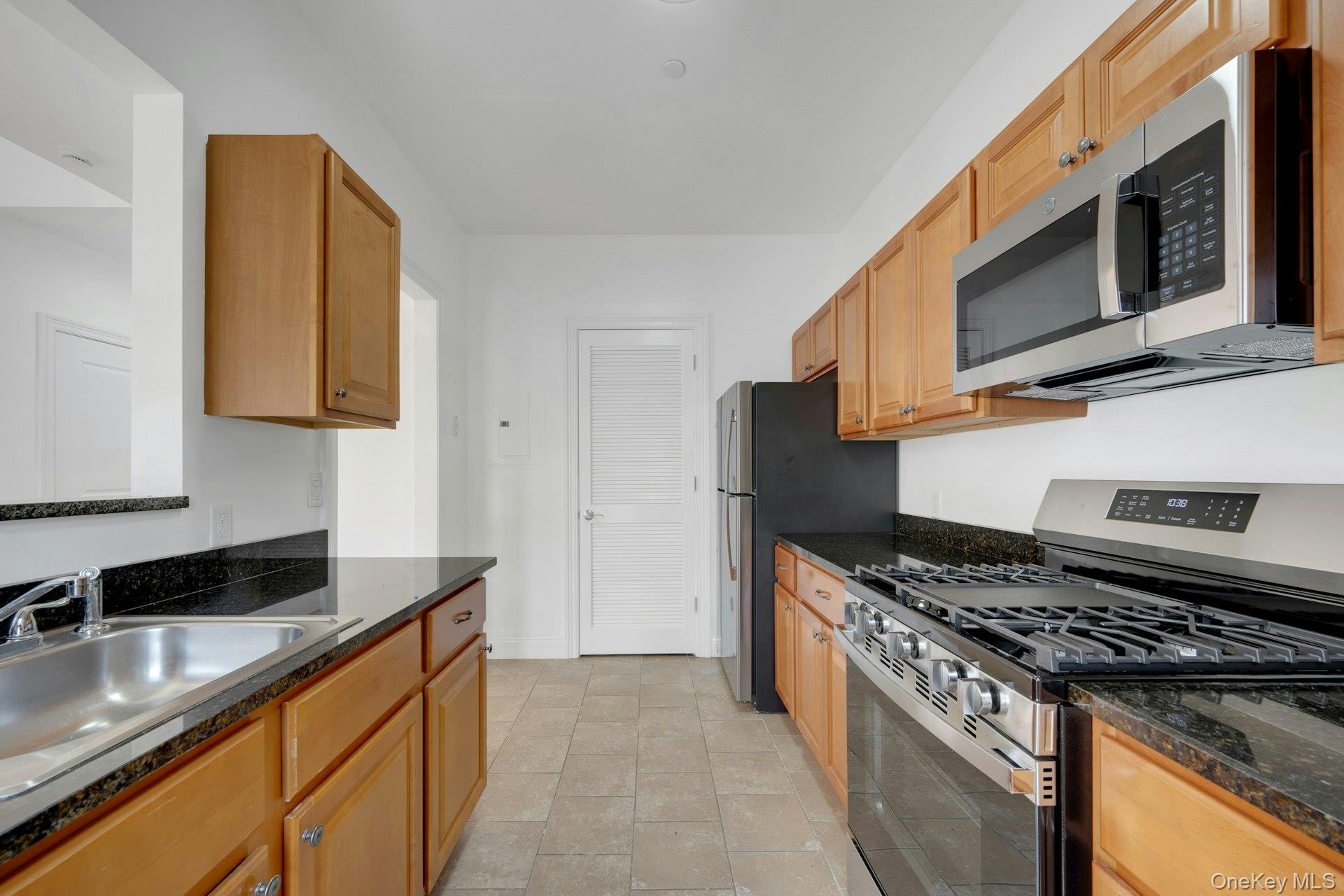 402 Main Street 2b Property Photo 10