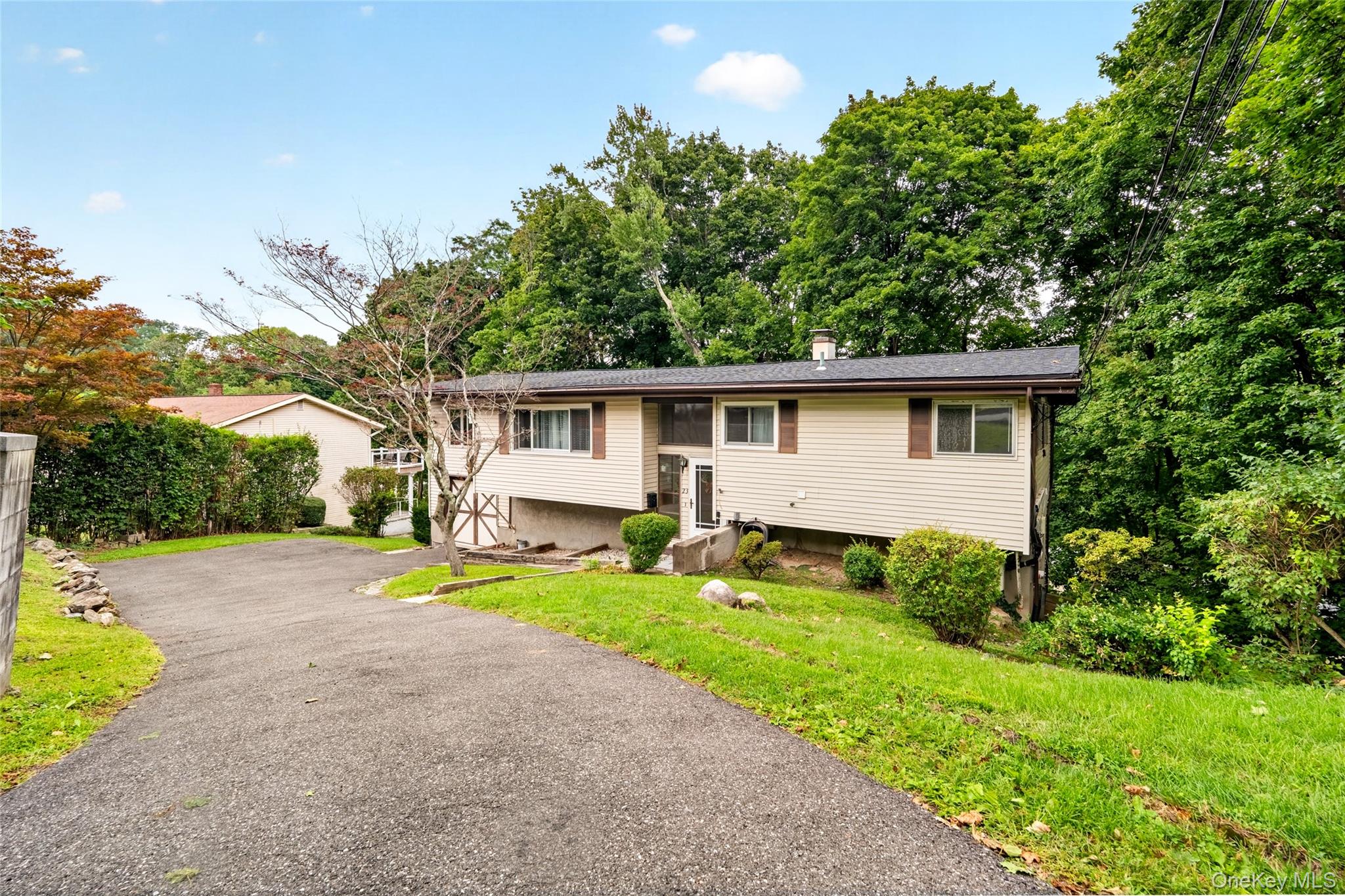 23 Howard Avenue Property Photo 1
