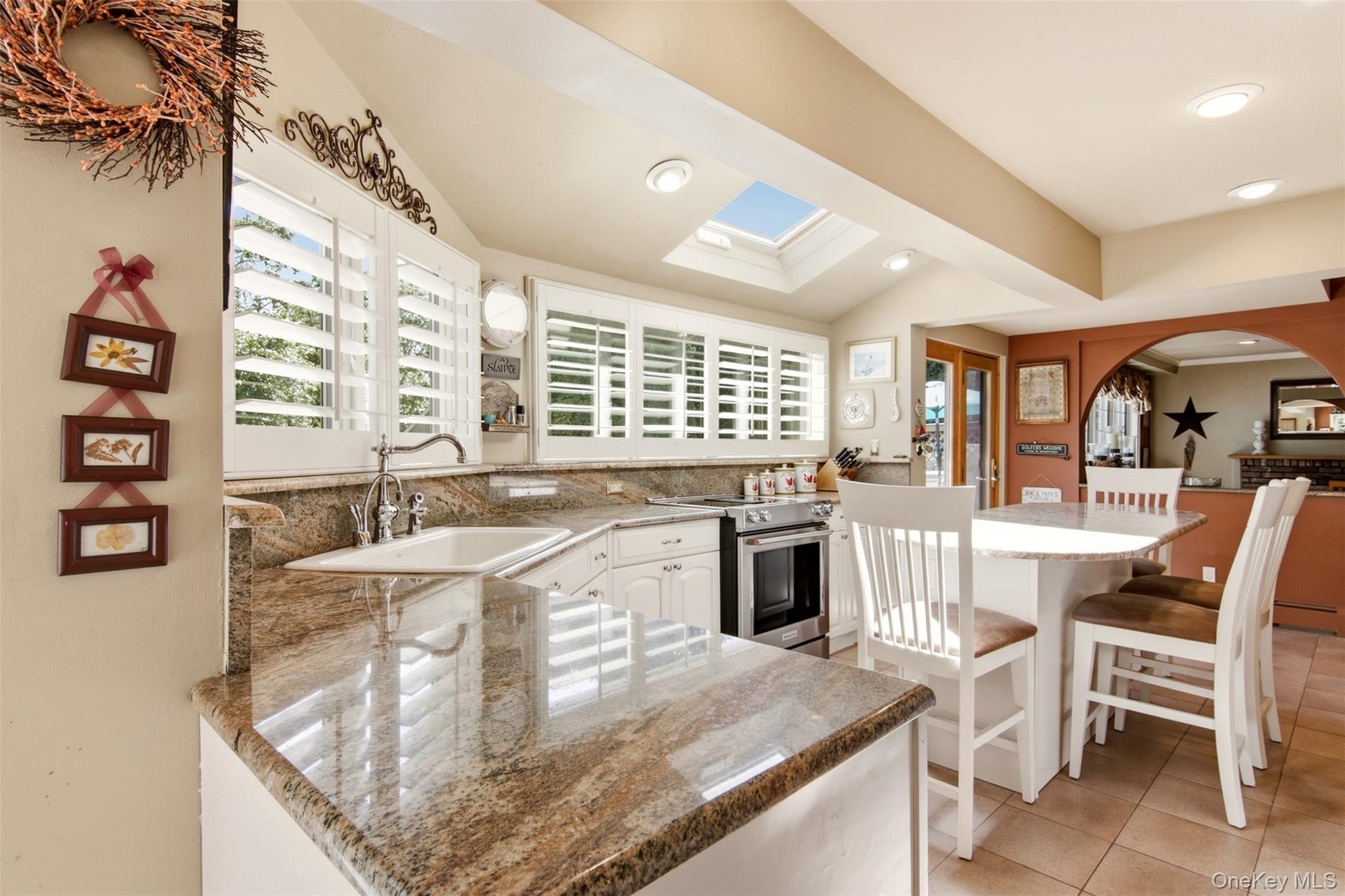 14 Seacliff Lane Property Photo 10