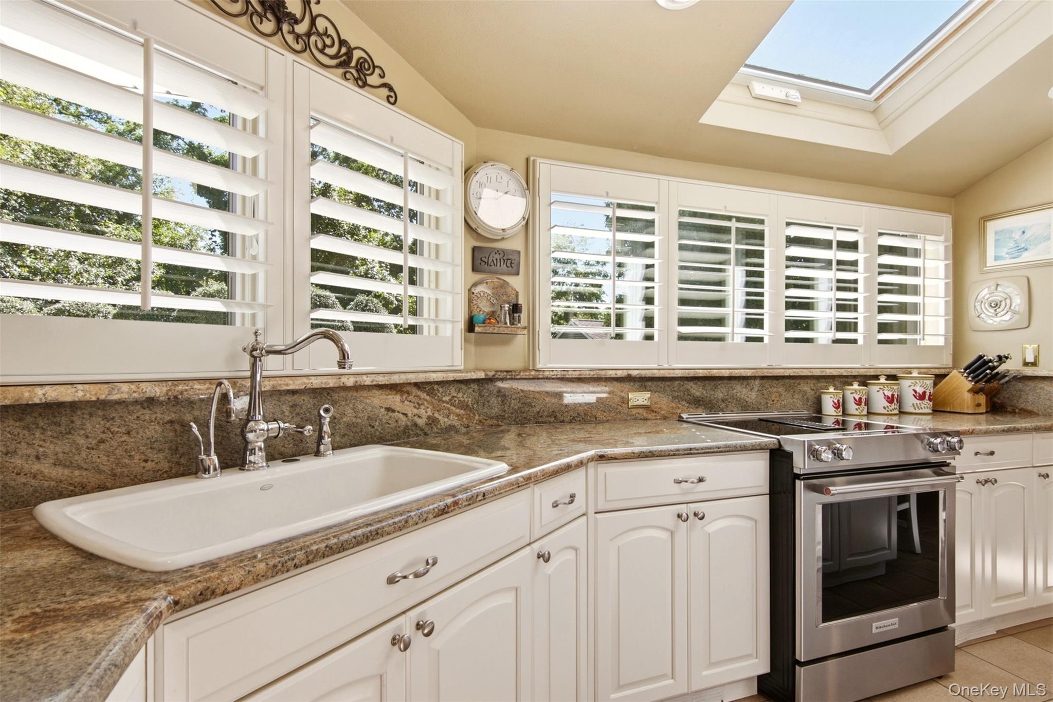14 Seacliff Lane Property Photo 11