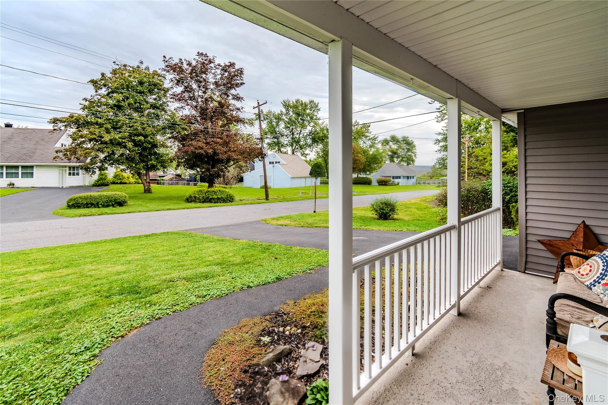 5 Meadowbrook Drive Property Photo 2