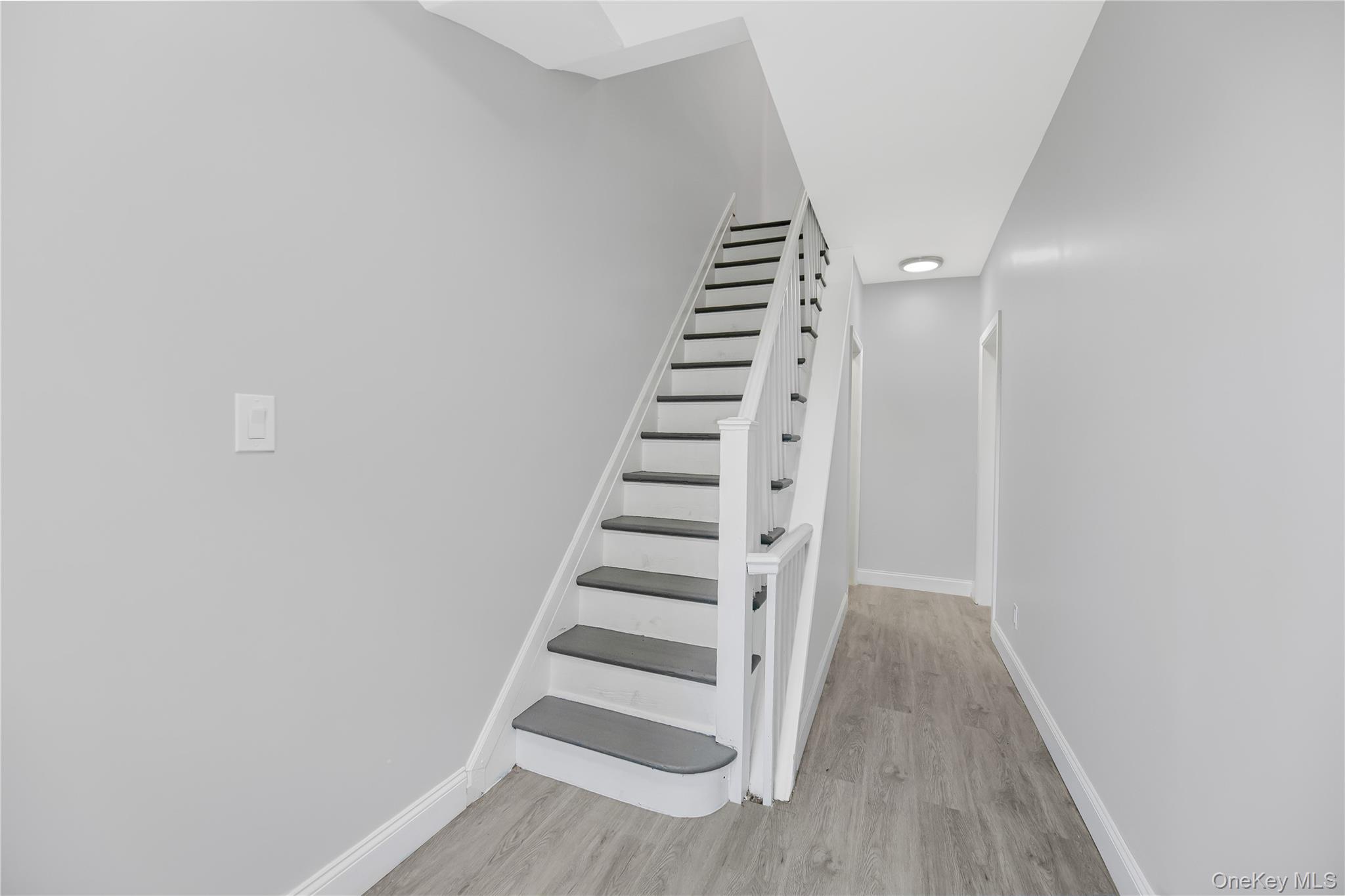 1893 Longfellow Avenue Property Photo 15