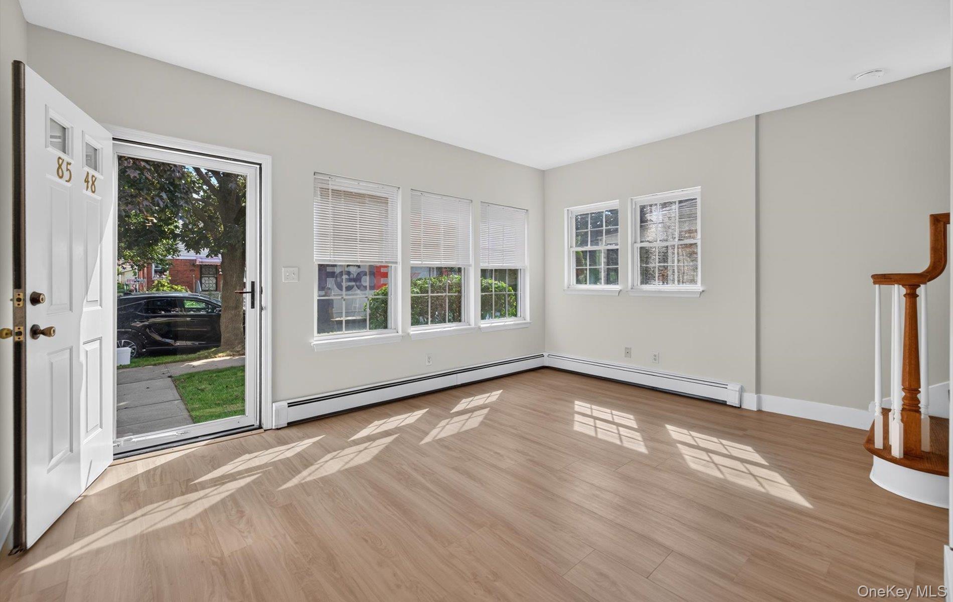 8548 257th Street Property Photo 6