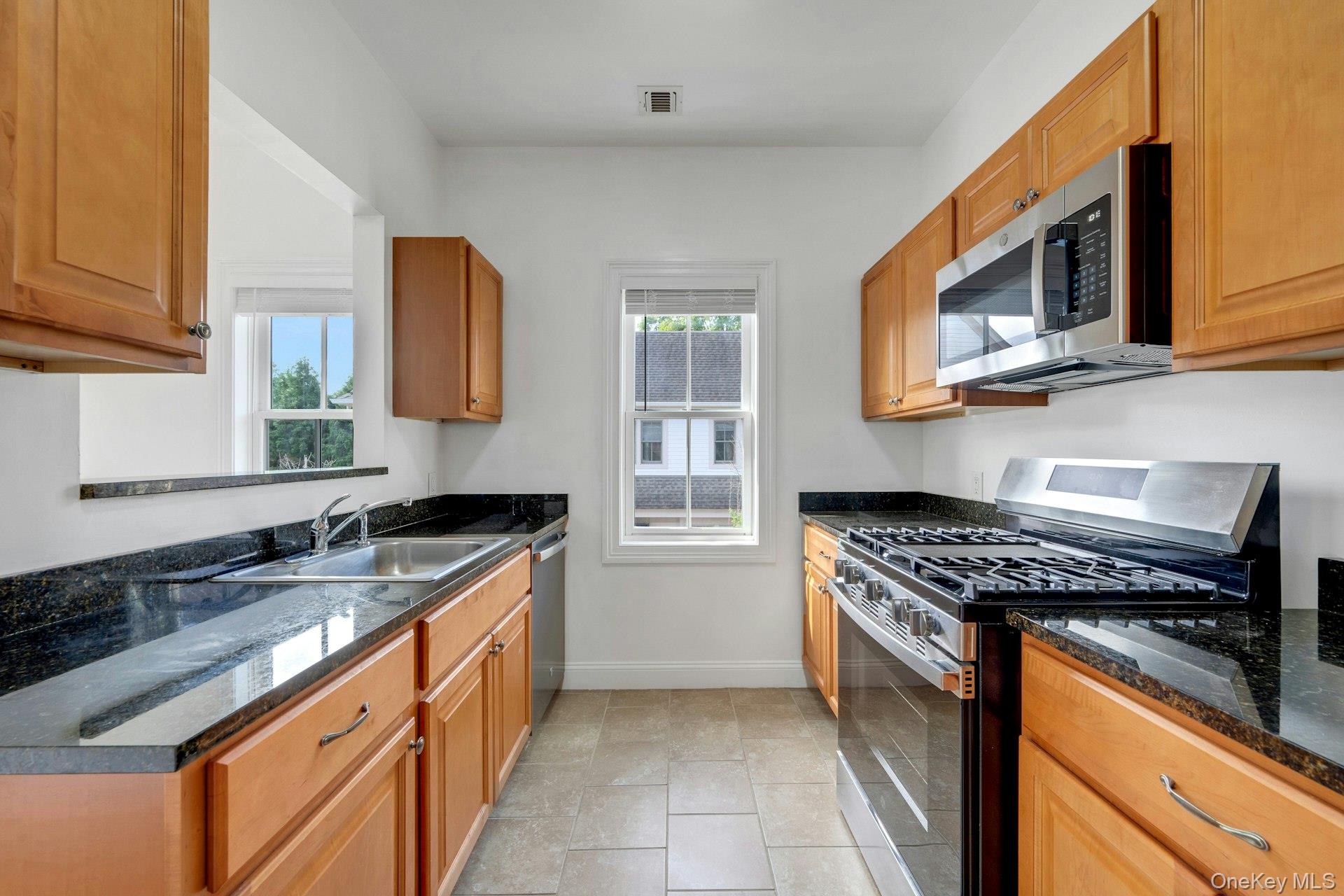 402 Main Street 4b Property Photo 10