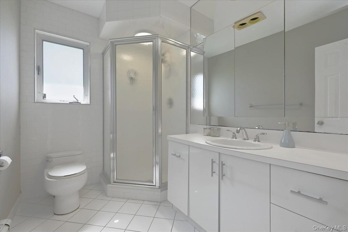 3 Maplewood Lane Property Photo 13