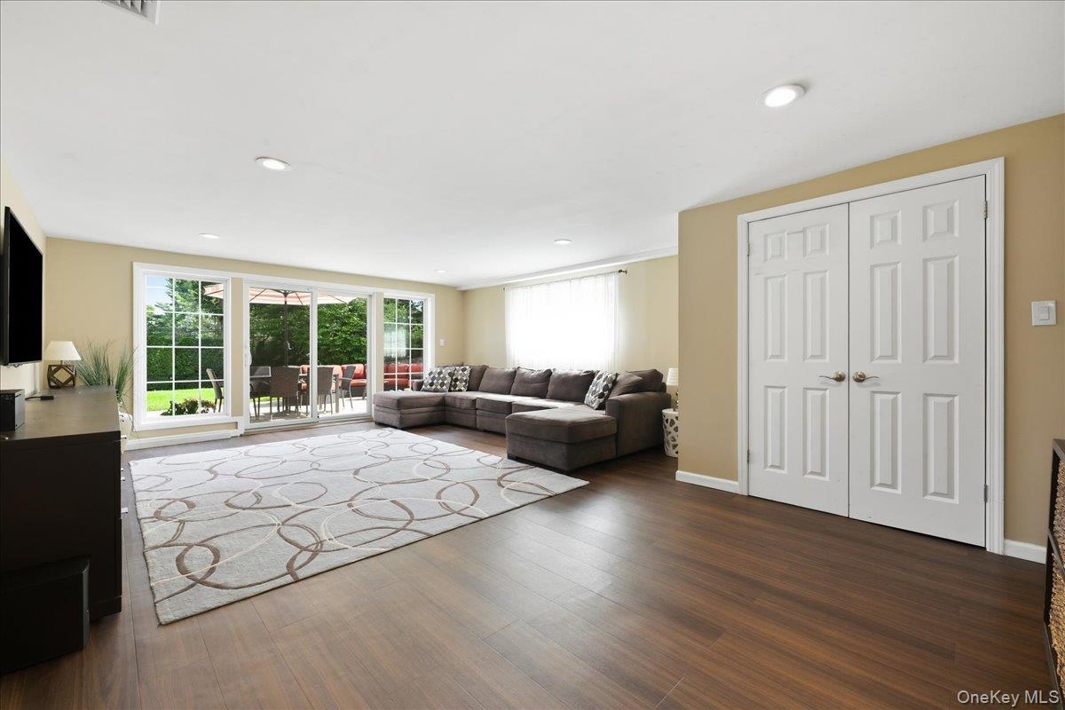 3 Maplewood Lane Property Photo 17