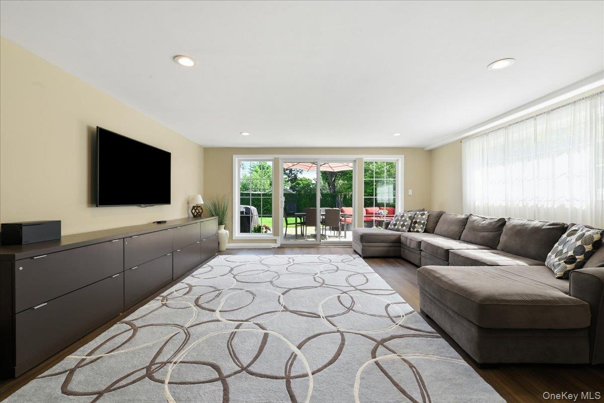 3 Maplewood Lane Property Photo 18
