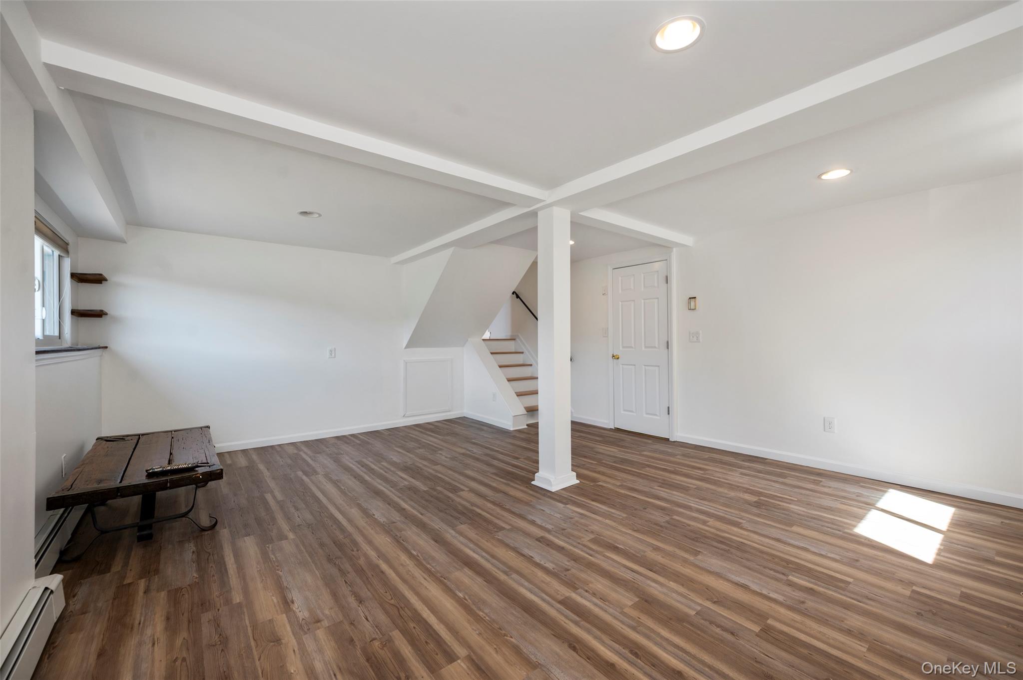 190 W Waukena Avenue Property Photo 18