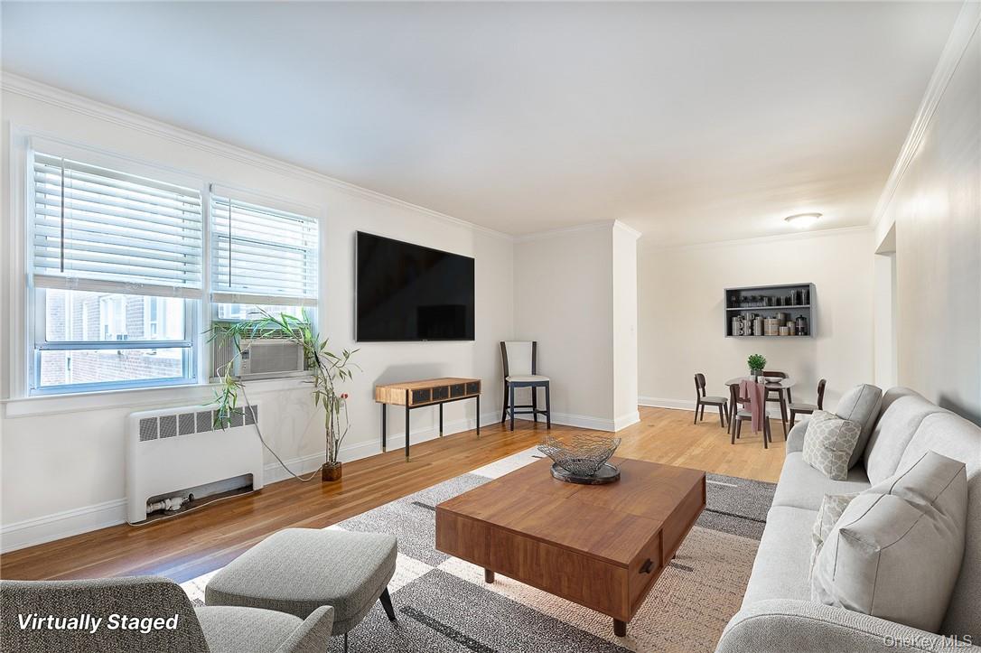 33 E Grand Street C2c Property Photo 4
