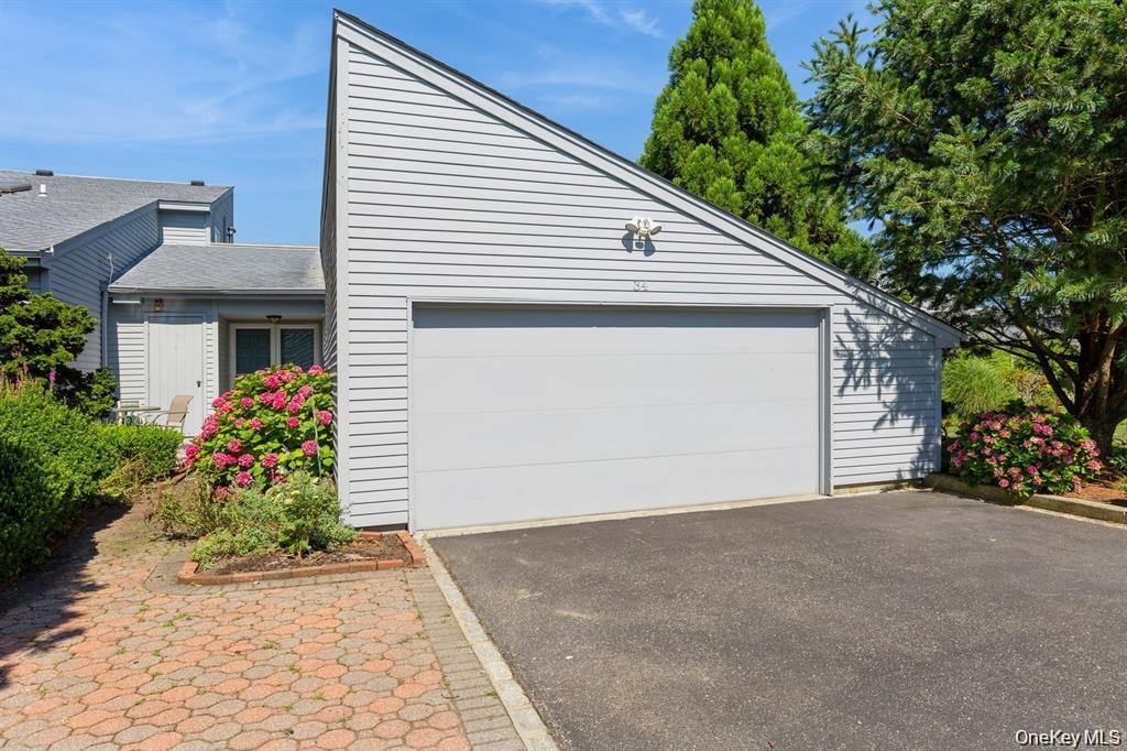 34 Harbour Property Photo 3