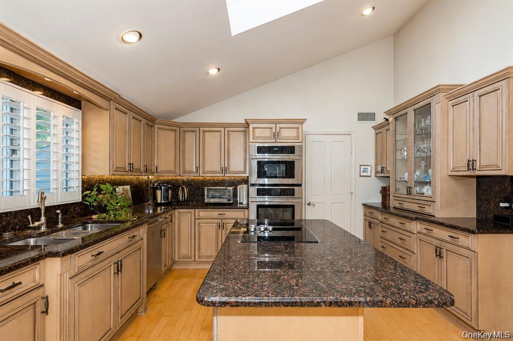 34 Harbour Property Photo 6