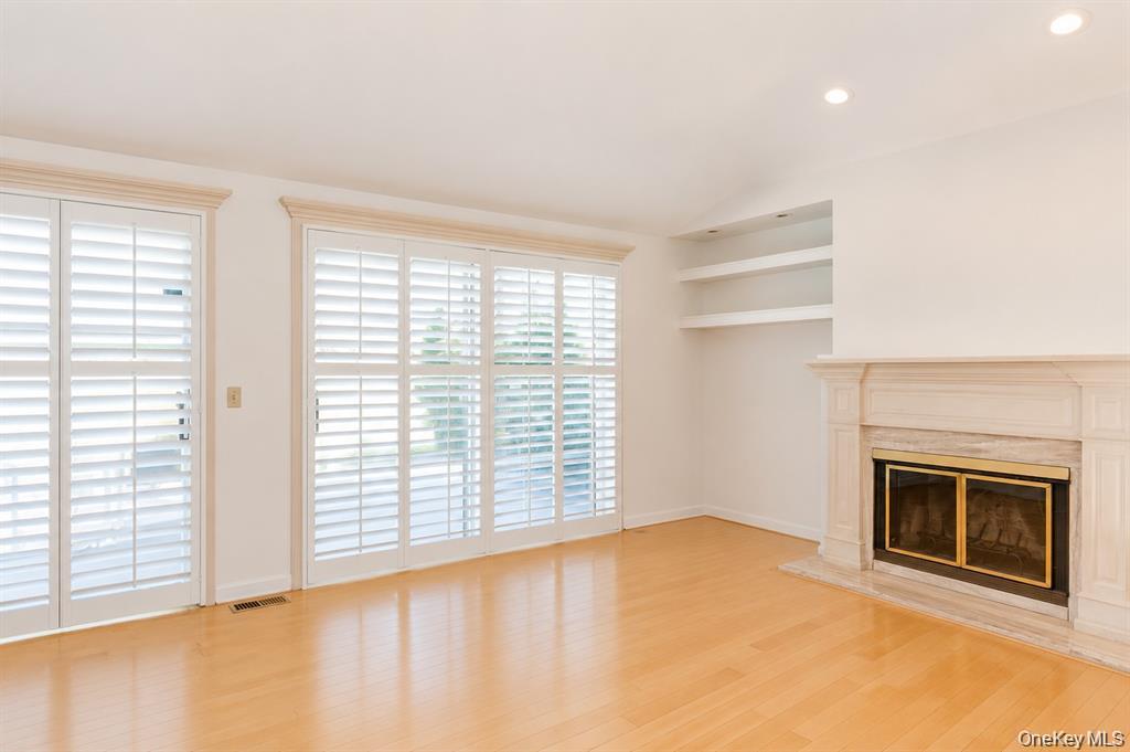 34 Harbour Property Photo 9