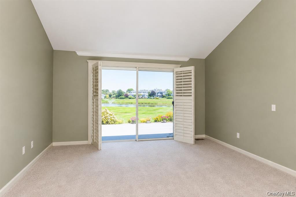 34 Harbour Property Photo 11