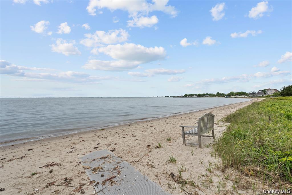 34 Harbour Property Photo 23