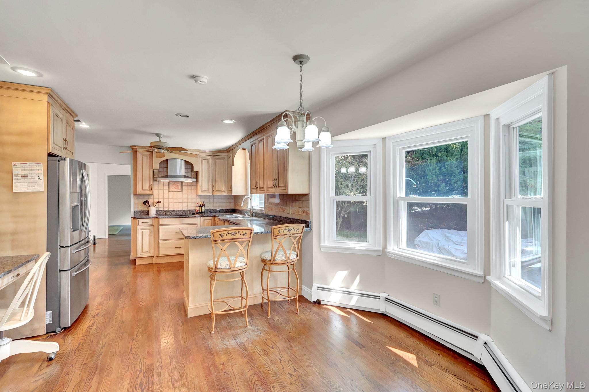 15 Tobi Lane Property Photo 7