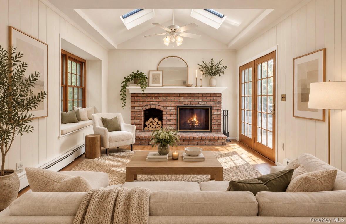 15 Tobi Lane Property Photo 12