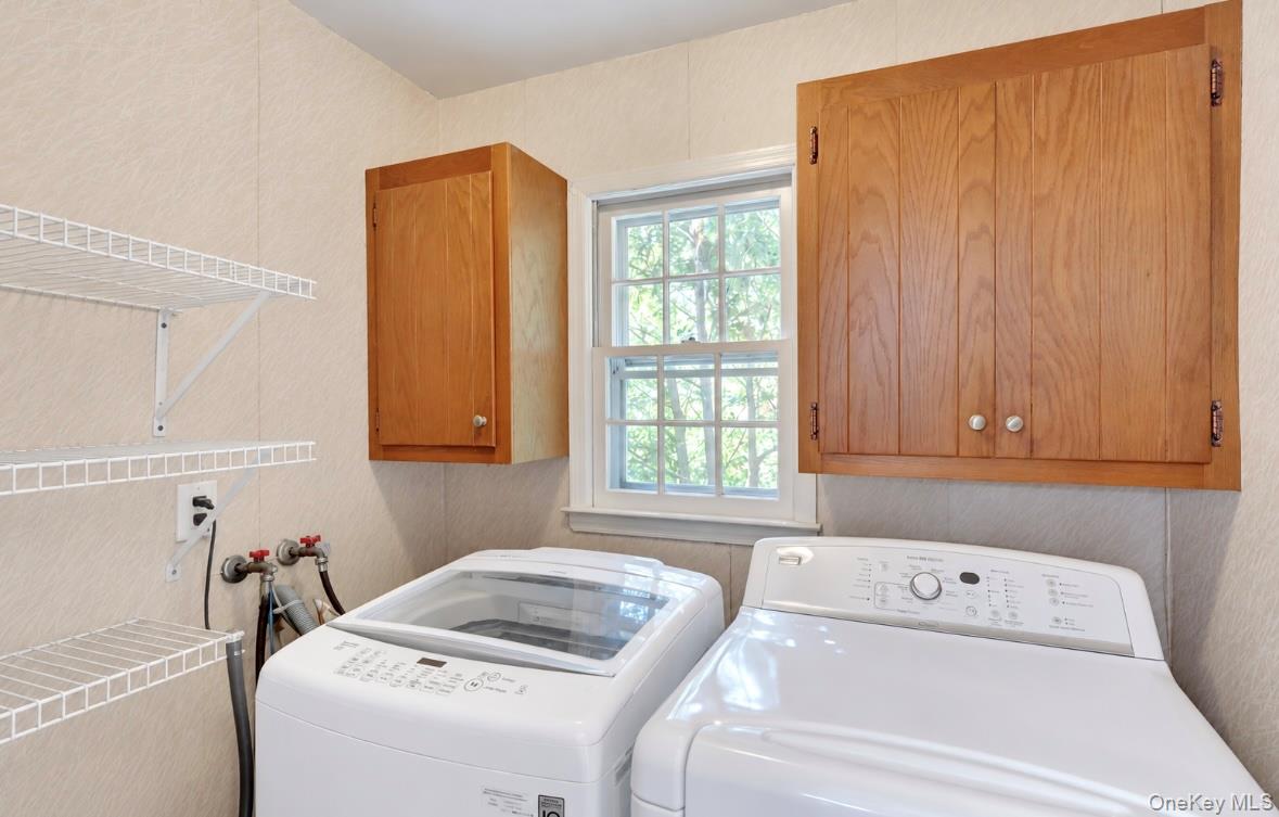 15 Tobi Lane Property Photo 17