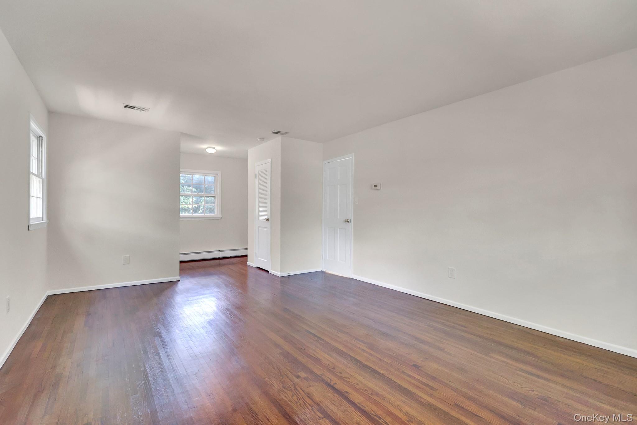 15 Tobi Lane Property Photo 19